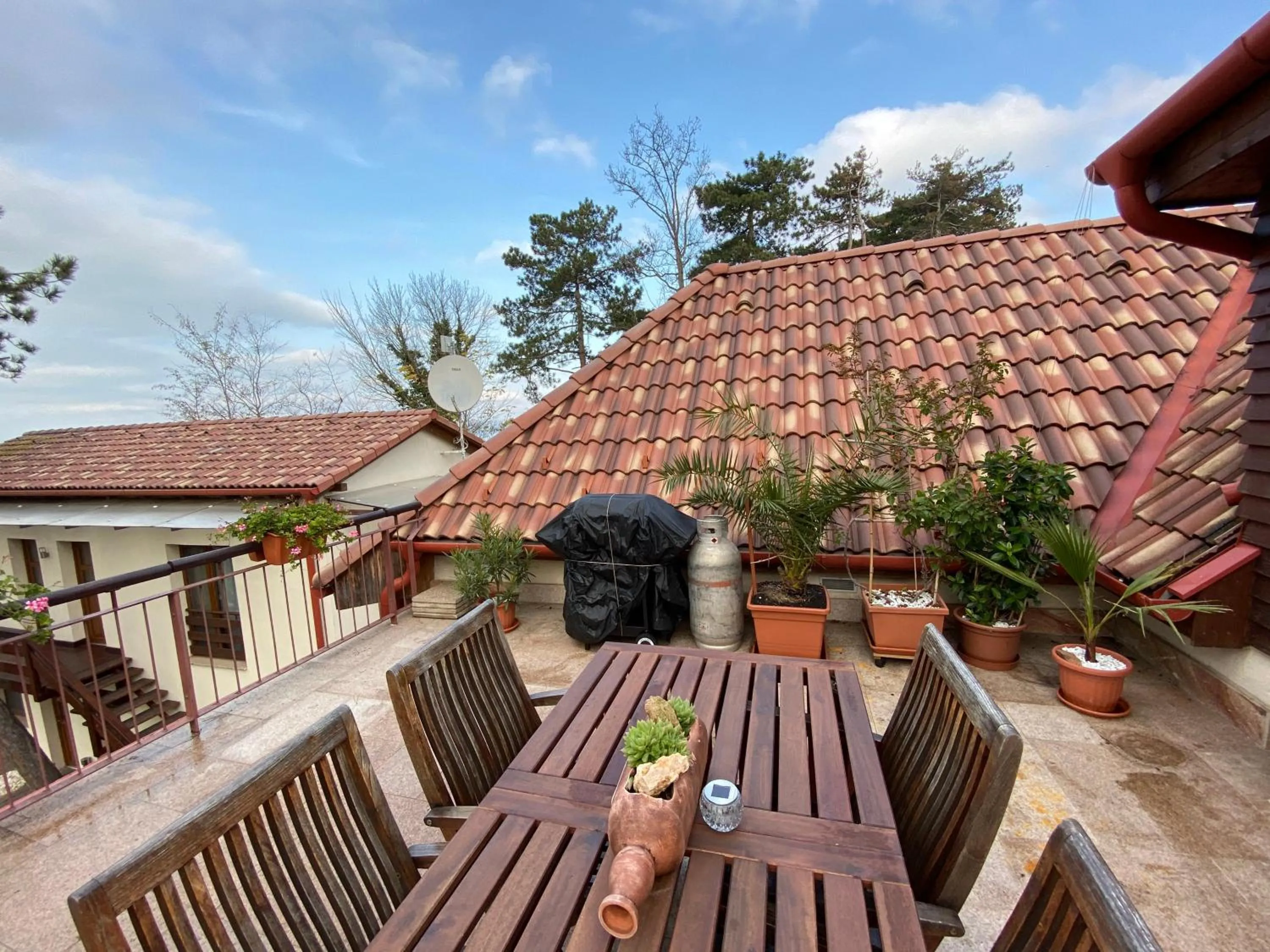 BBQ facilities in Royal Mediterran