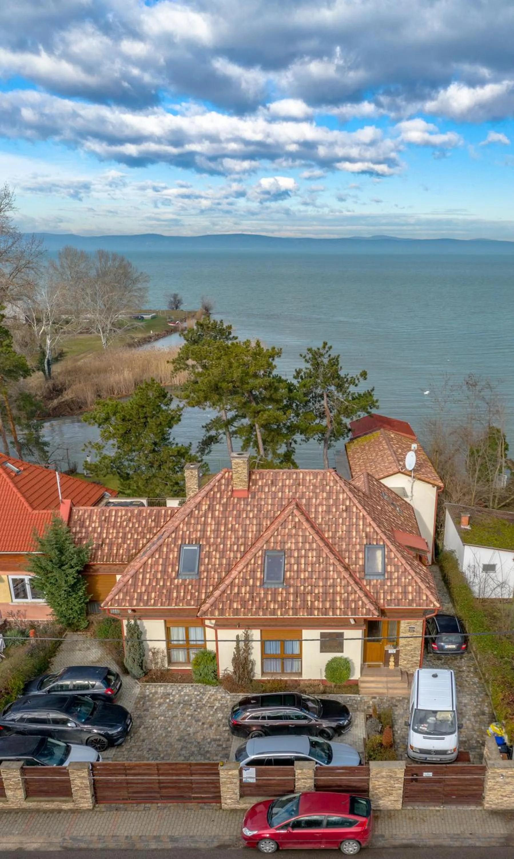 Property building in Royal Mediterran