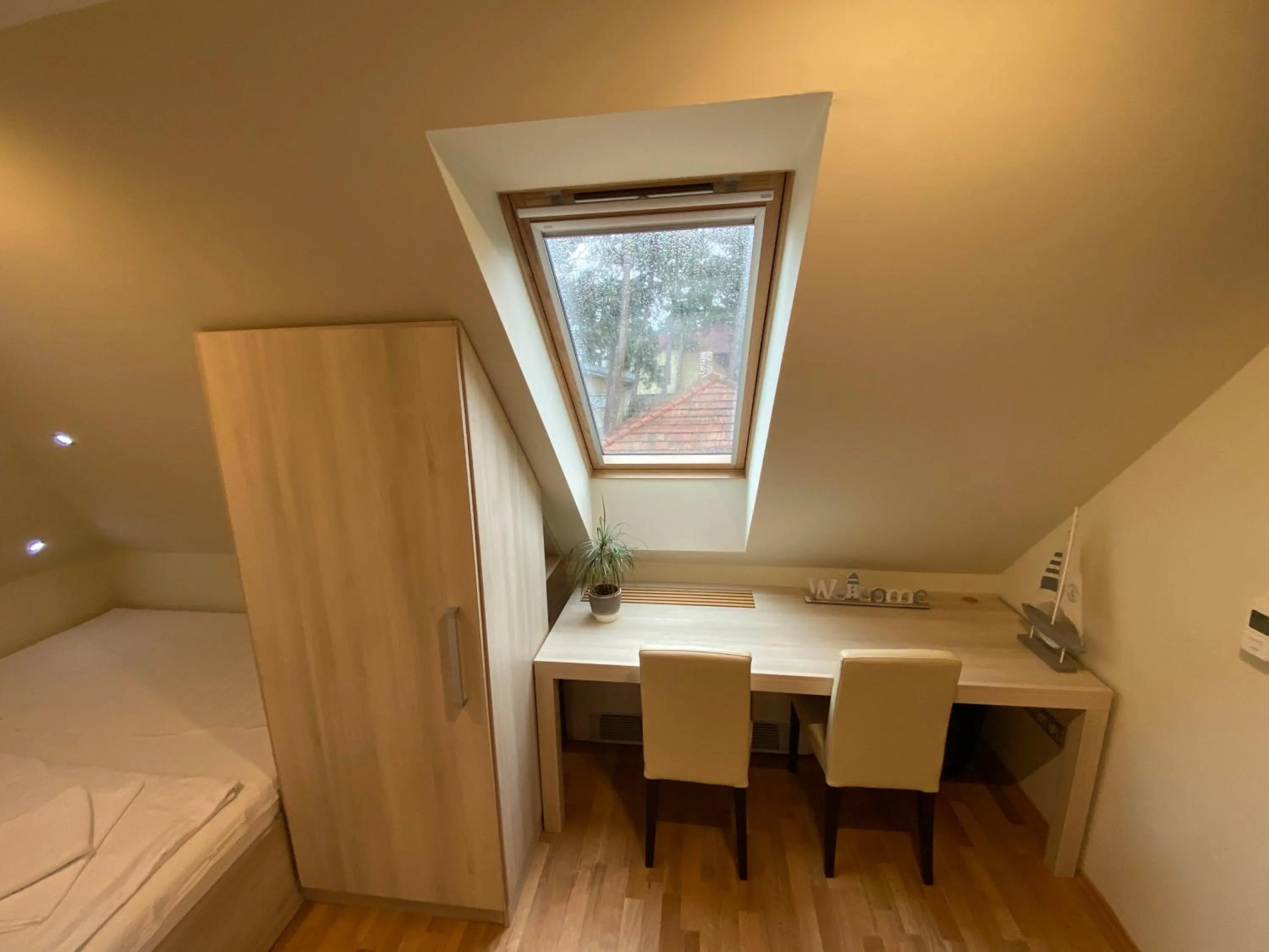 Seating area, Bed in Royal Mediterran