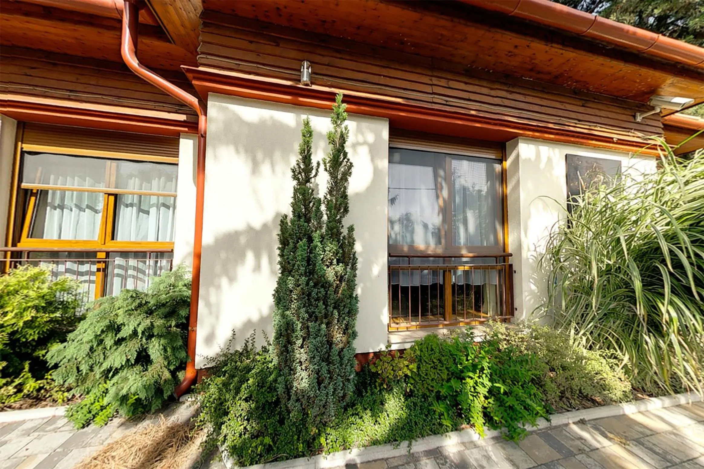 Property building in Royal Mediterran