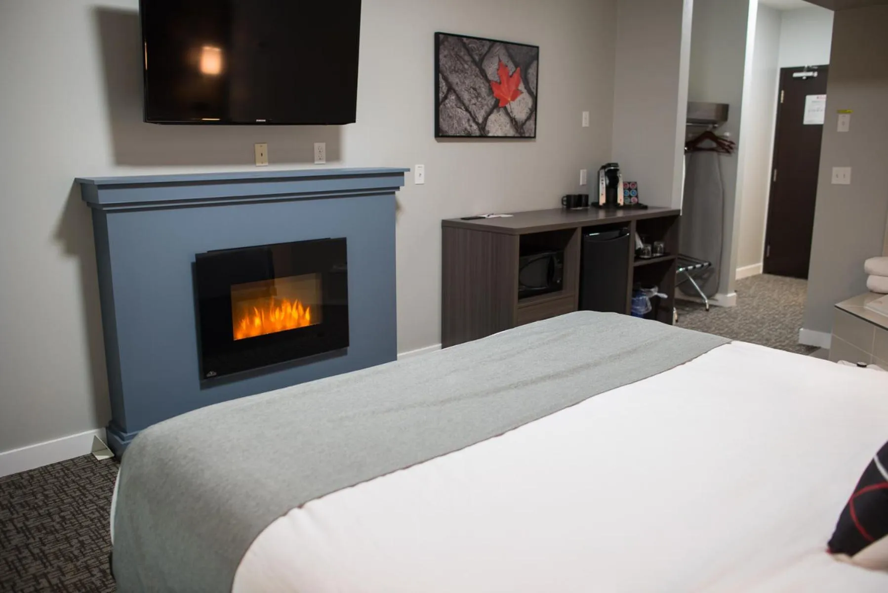 Bed in Kanata Whitecourt