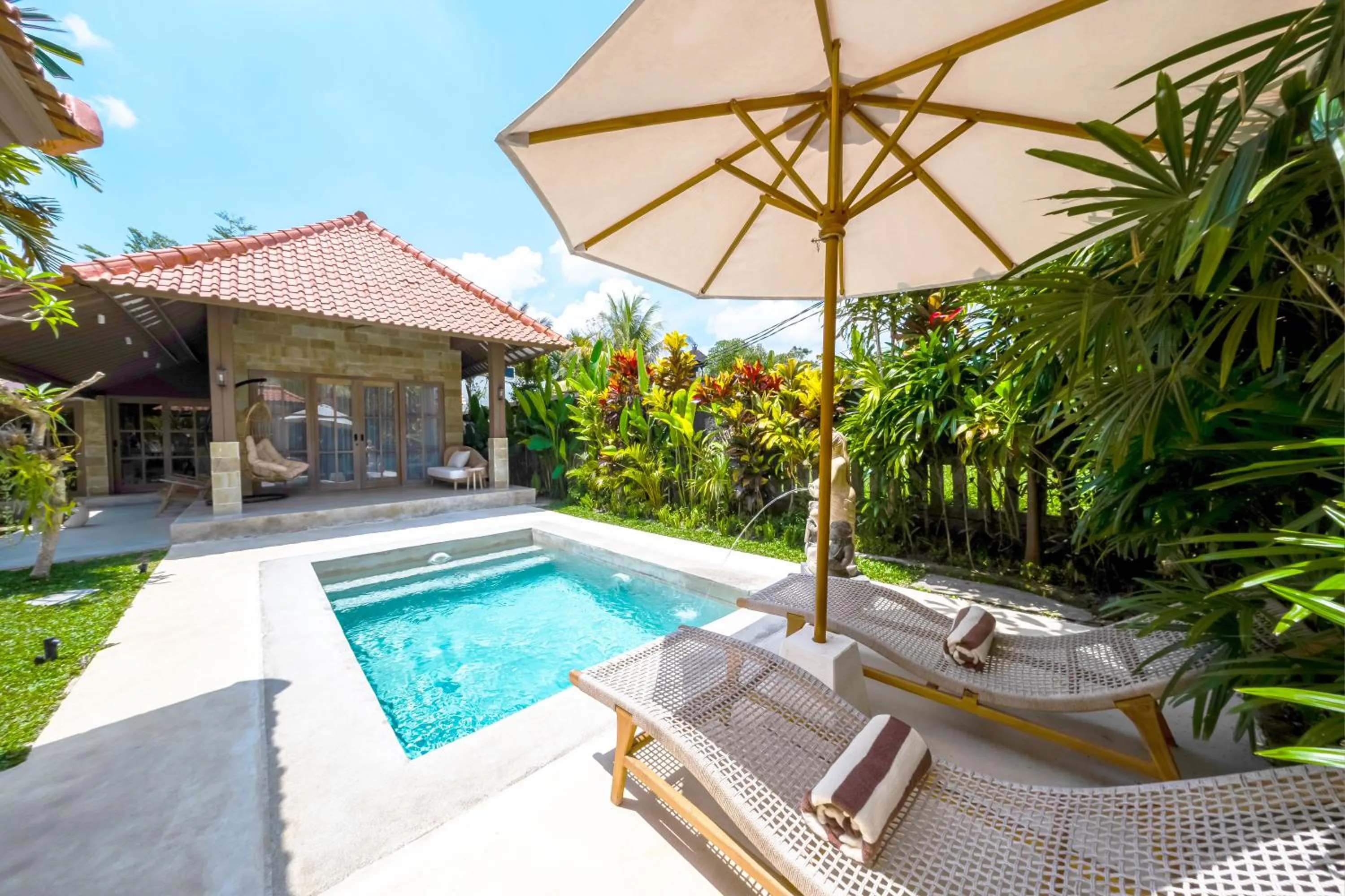 Property building in Nyaman Villas by EVDEkimi - Romantic escape among rice fields with Pool, Terrace - Long stay extras