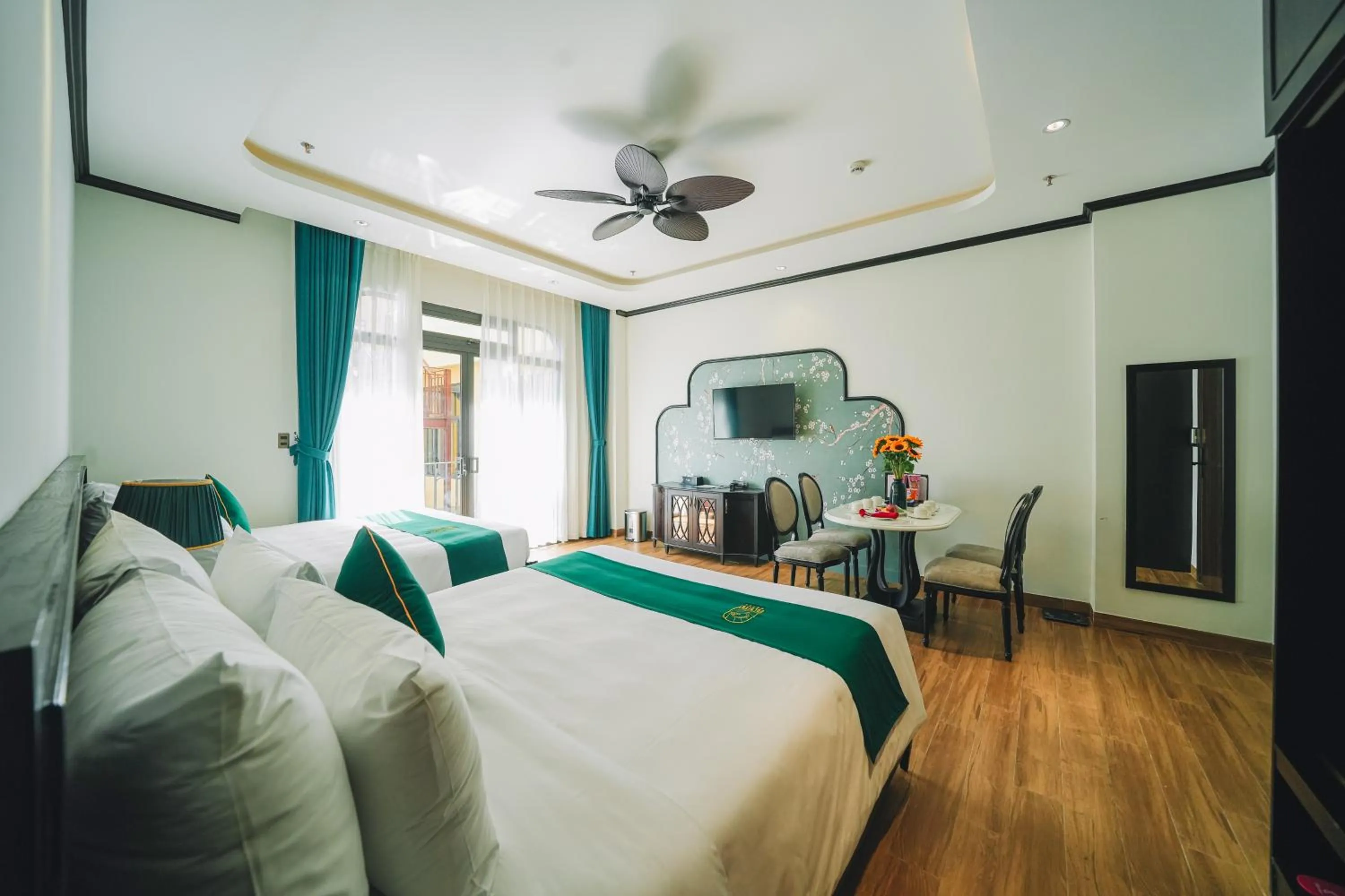 Property building, Bed in Goldient Boutique Hotel