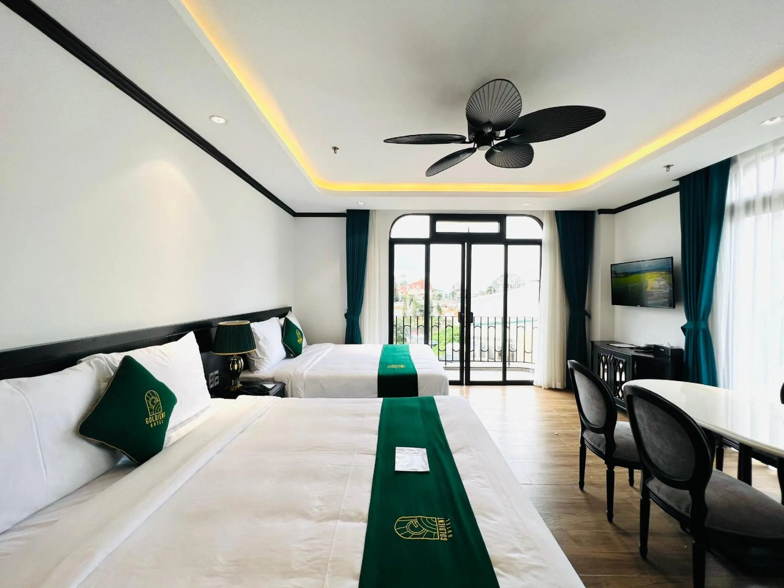 Property building, Bed in Goldient Boutique Hotel