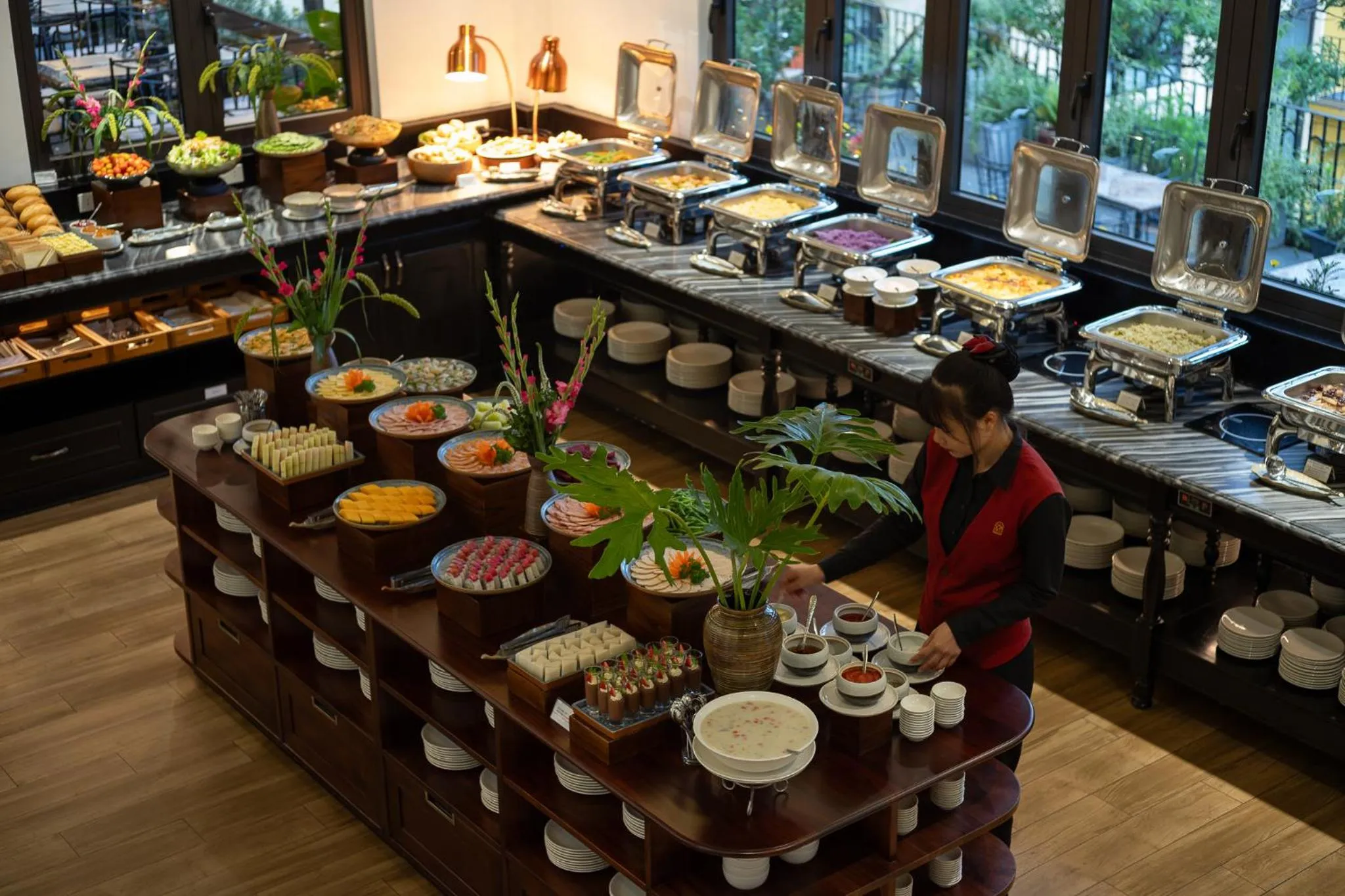 Restaurant/places to eat in Goldient Boutique Hotel