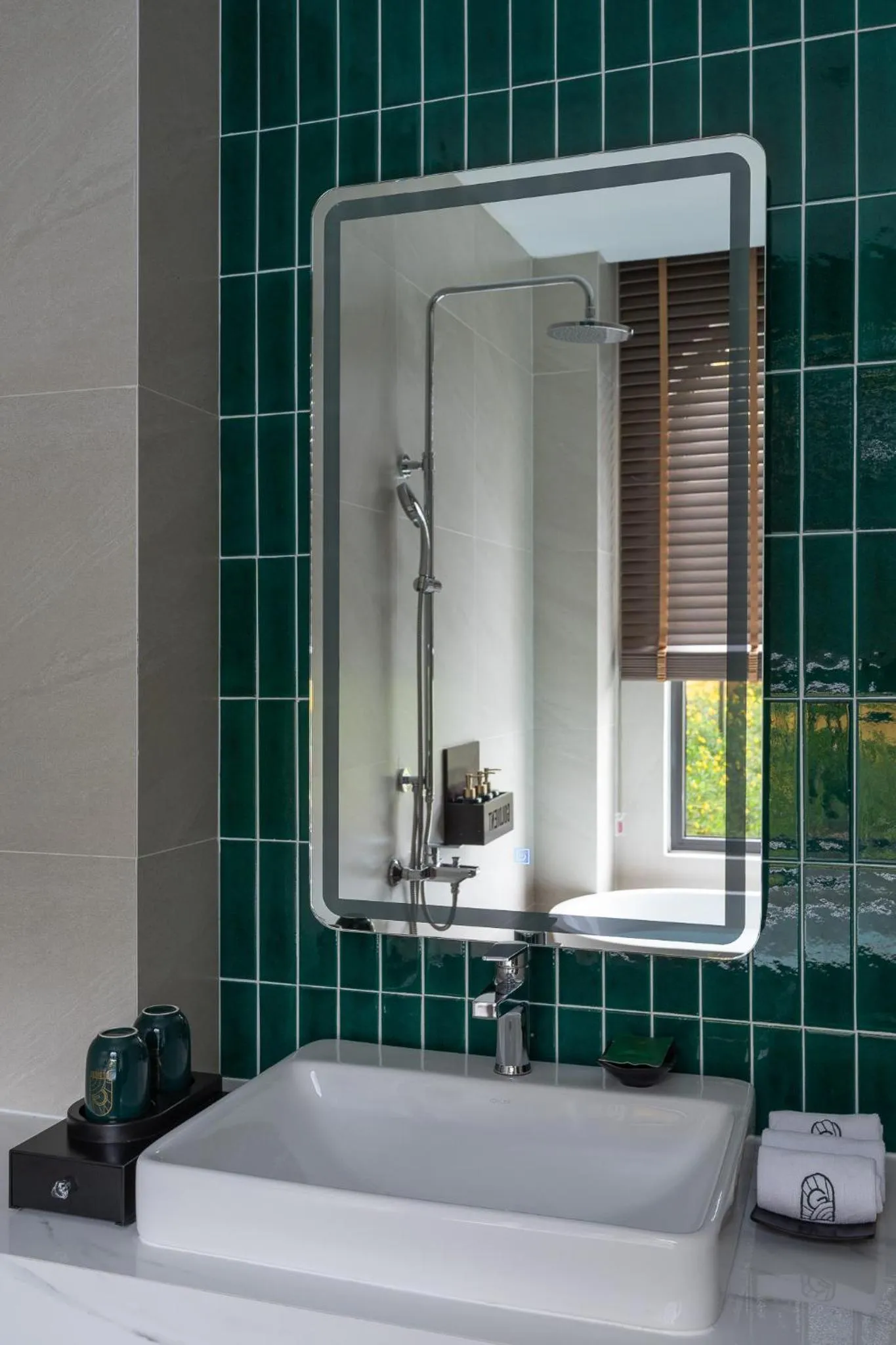 Shower in Goldient Boutique Hotel