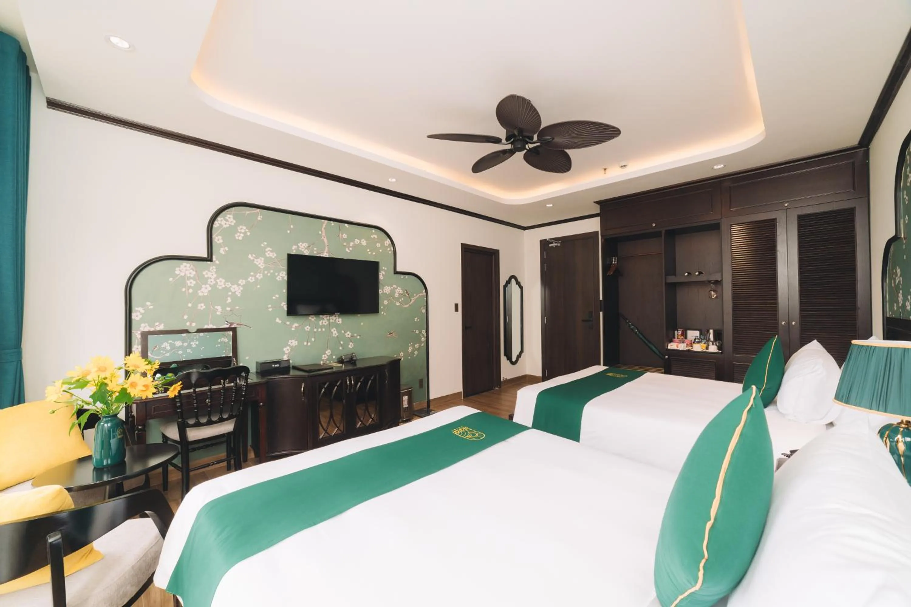 Bedroom, Bed in Goldient Boutique Hotel