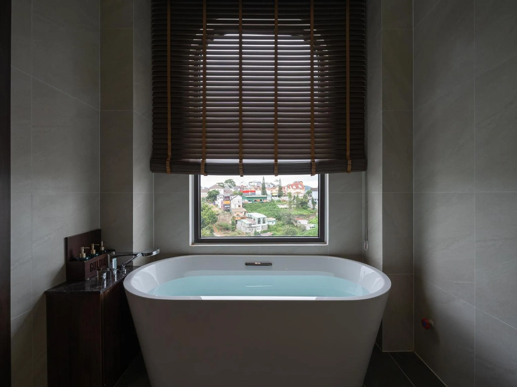 Bath in Goldient Boutique Hotel