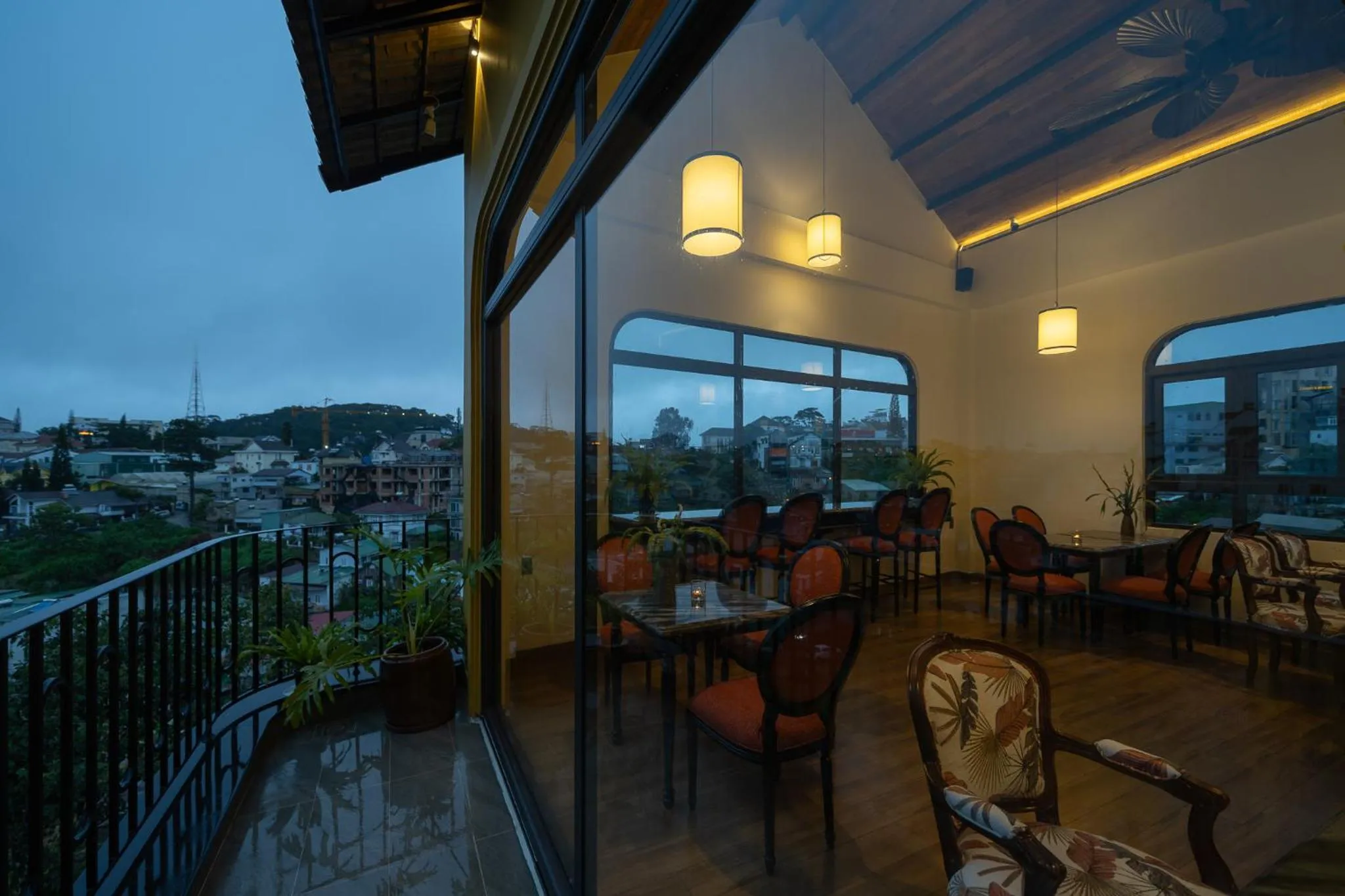 Restaurant/places to eat in Goldient Boutique Hotel