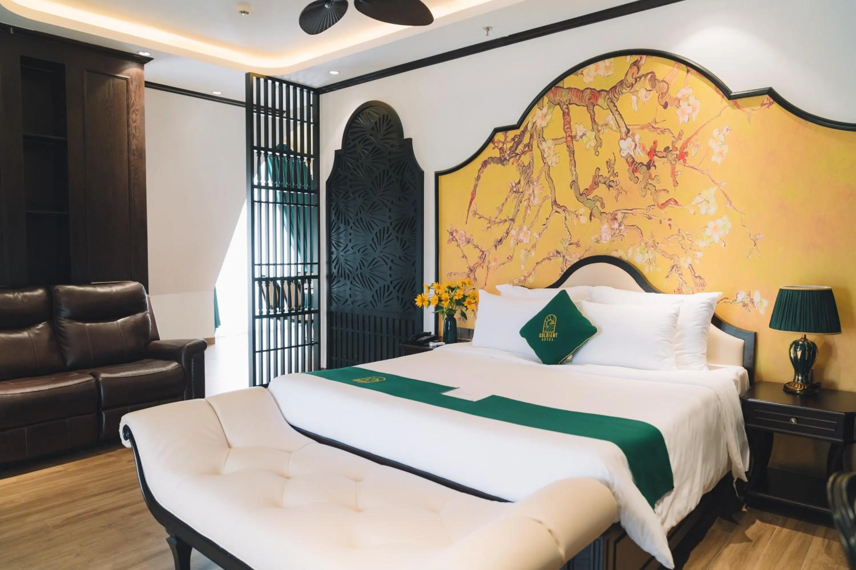 Bedroom, Bed in Goldient Boutique Hotel