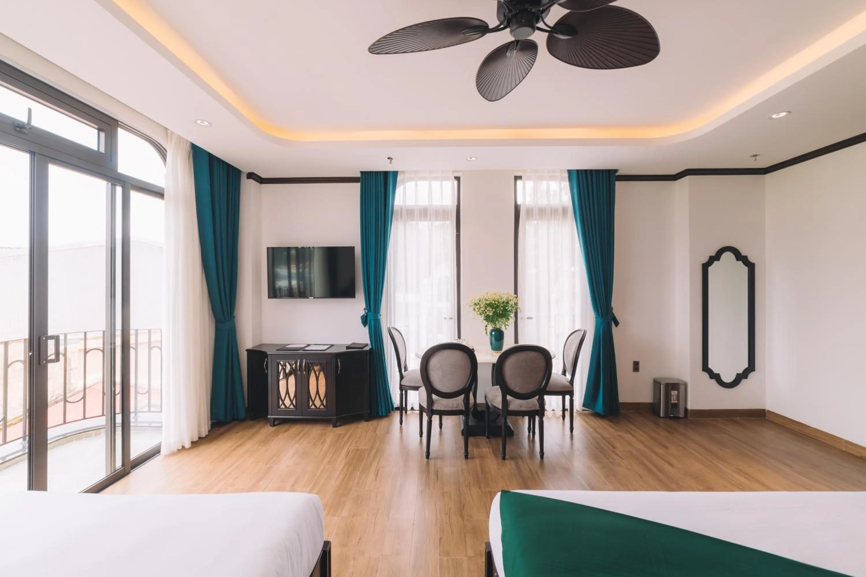 Property building, Bed in Goldient Boutique Hotel