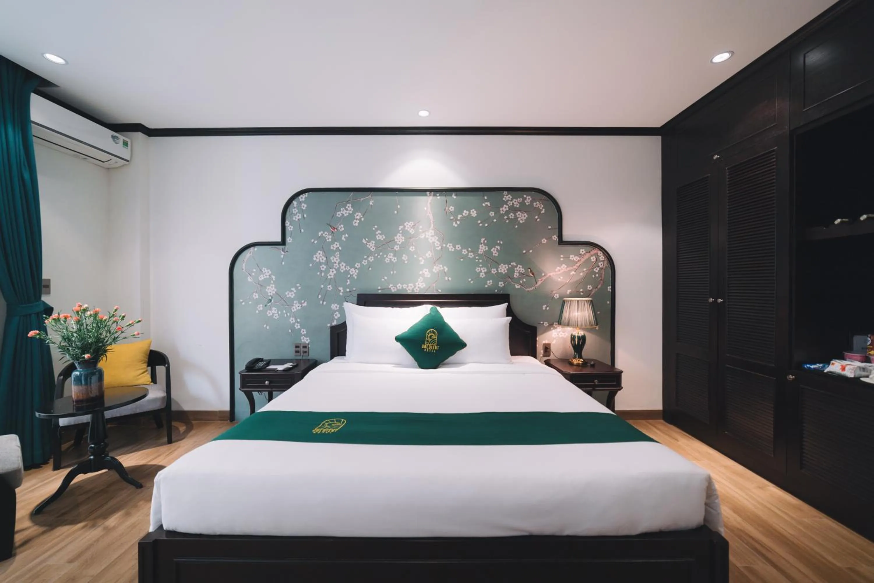 Bed in Goldient Boutique Hotel