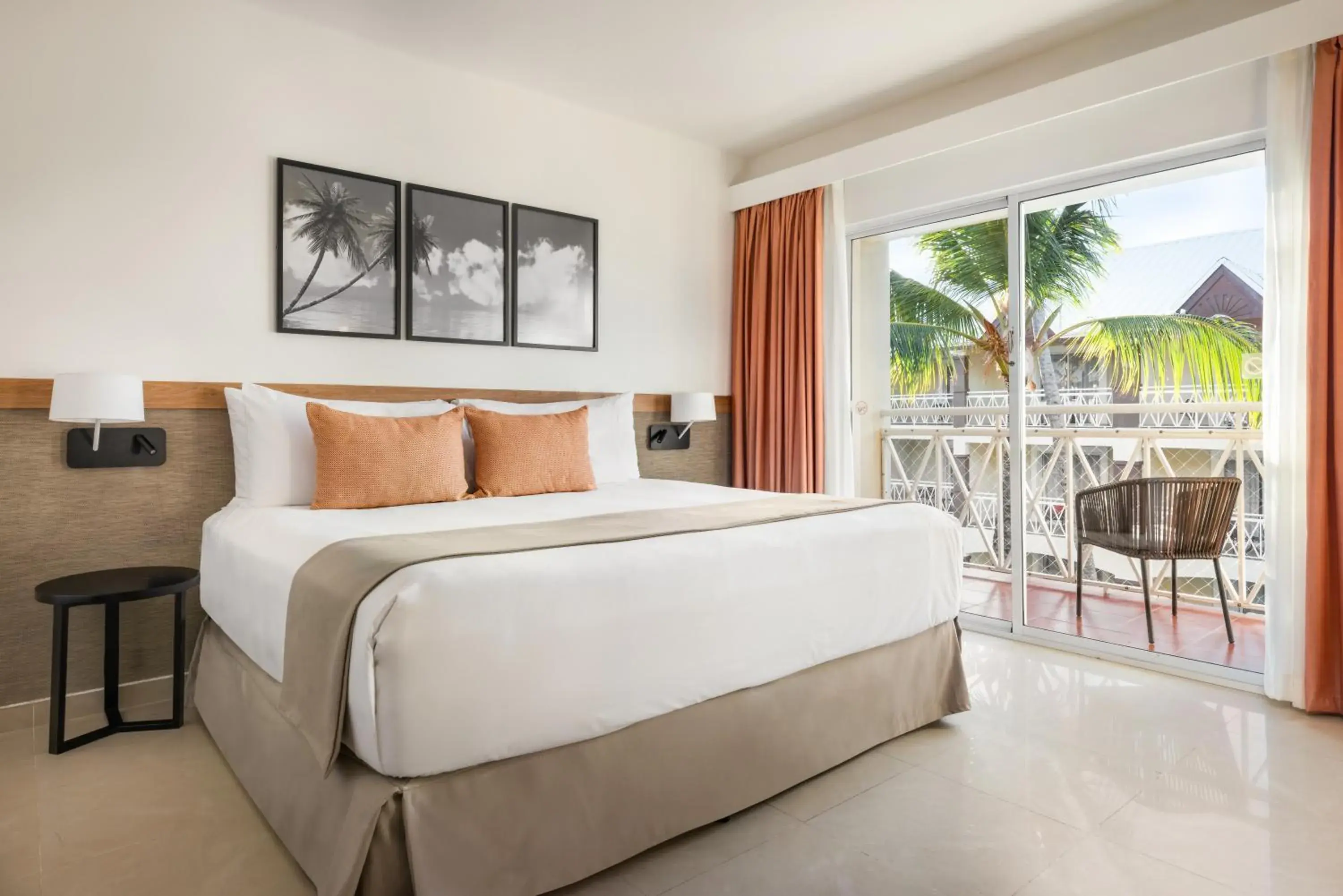 Sun Club Superior Tropical View King - single occupancy in Sunscape Coco Punta Cana - All Inclusive Sun Club Superior Tropical View King - single occupancy in Sunscape Coco Punta Cana - All Inclusive