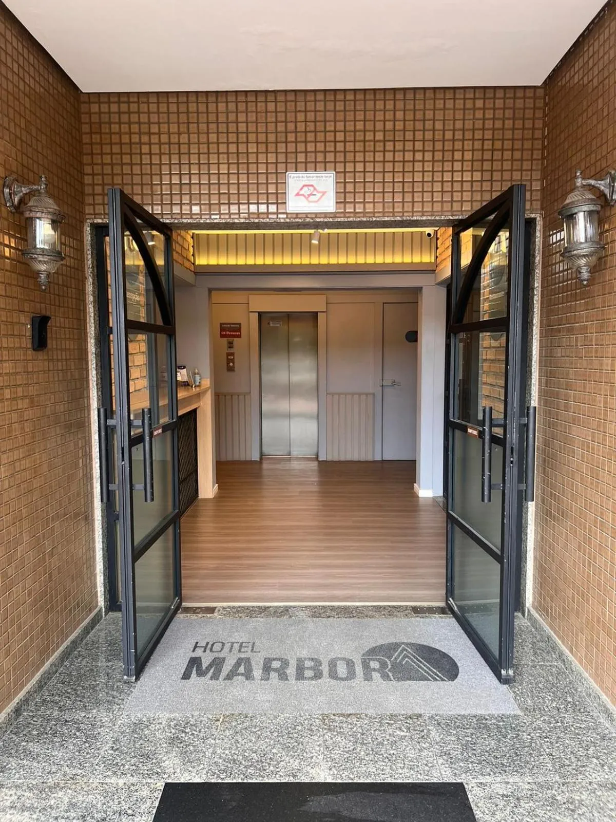 Hotel Marbor