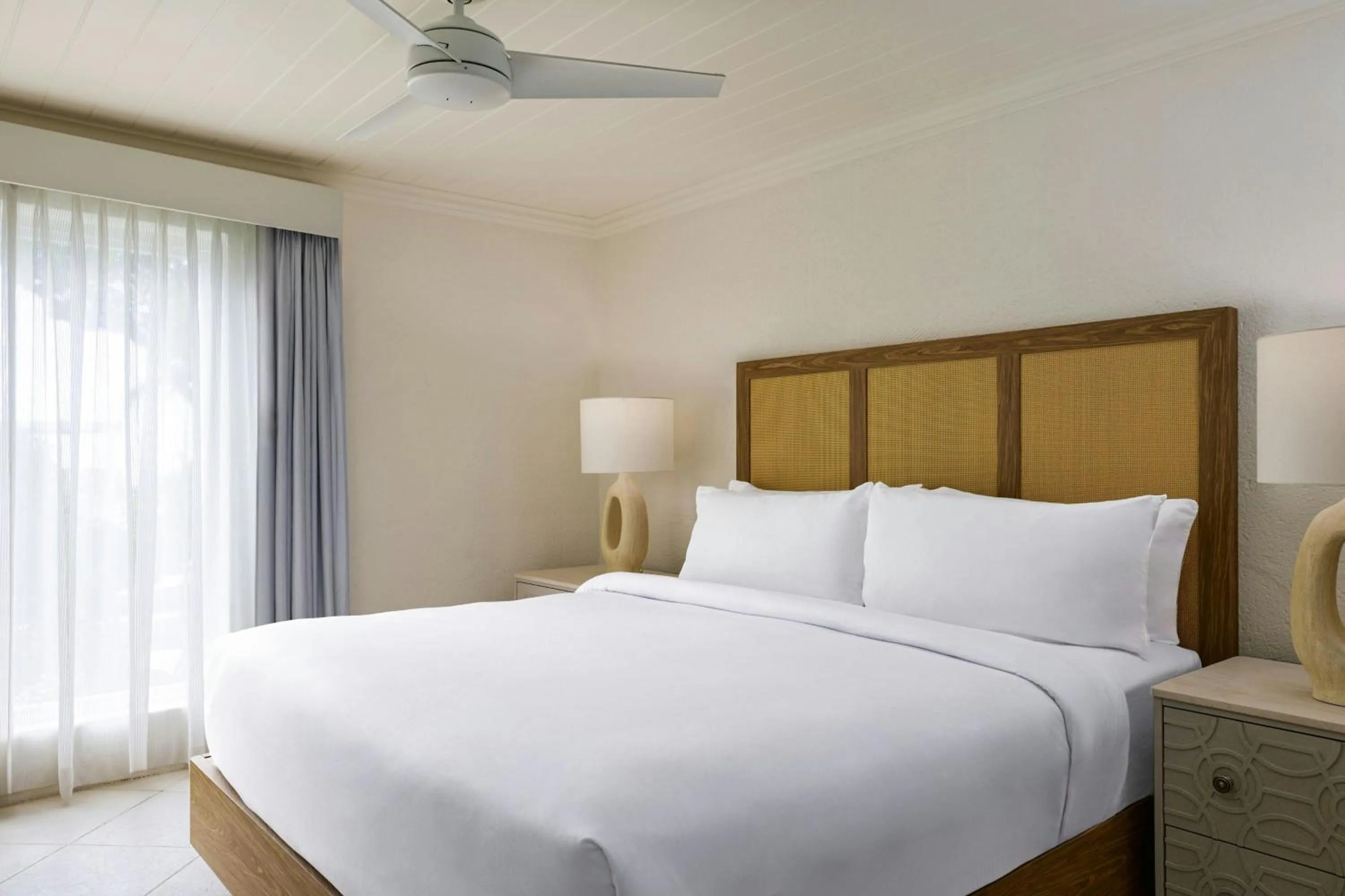 Swimming pool, Bed in Treasure Beach Art Hotel, An Autograph Collection All-Inclusive Resort