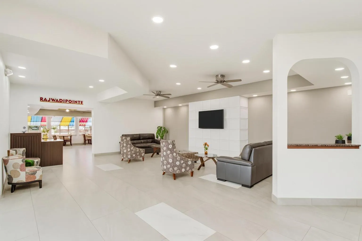 Lobby or reception in Suburban Studios Salt Lake City Airport