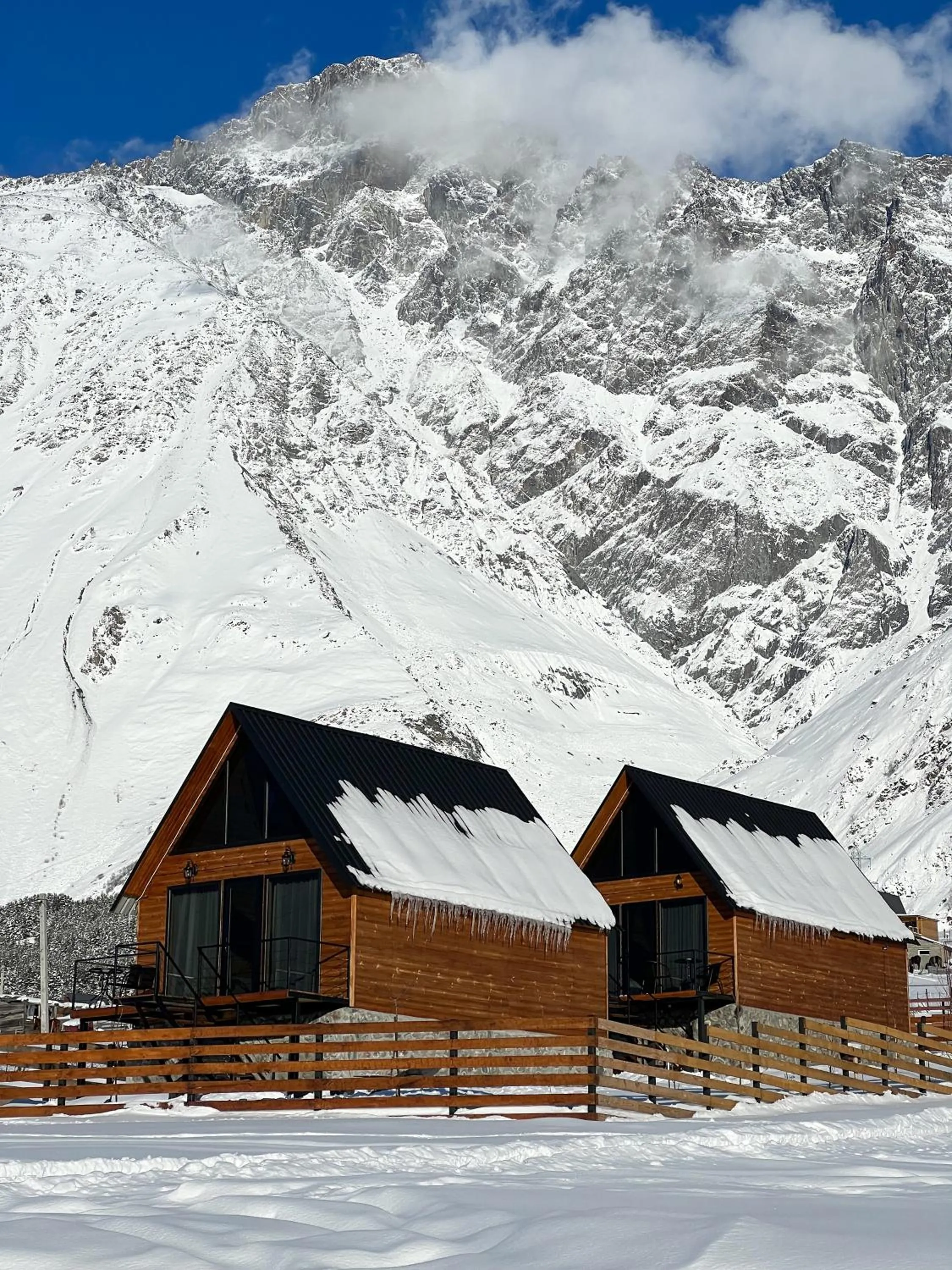 Traveler's Cottages in Kazbegi