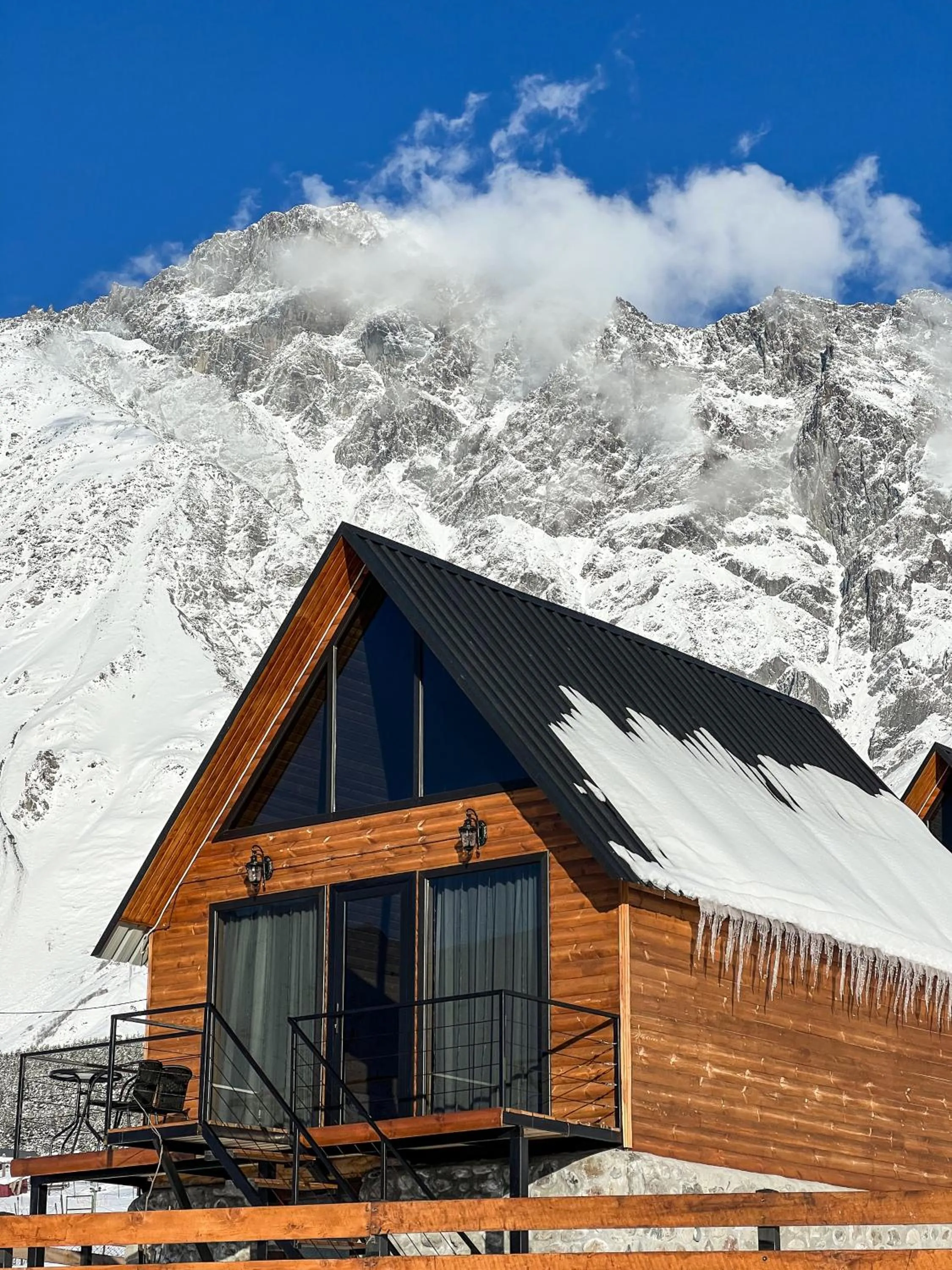 Traveler's Cottages in Kazbegi