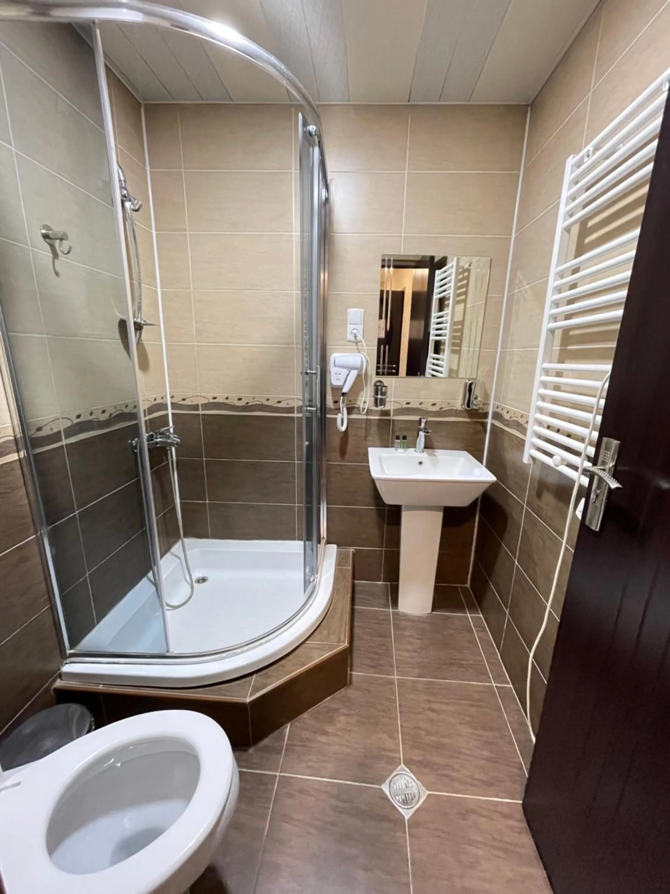 Bathroom in Hotel Elite House