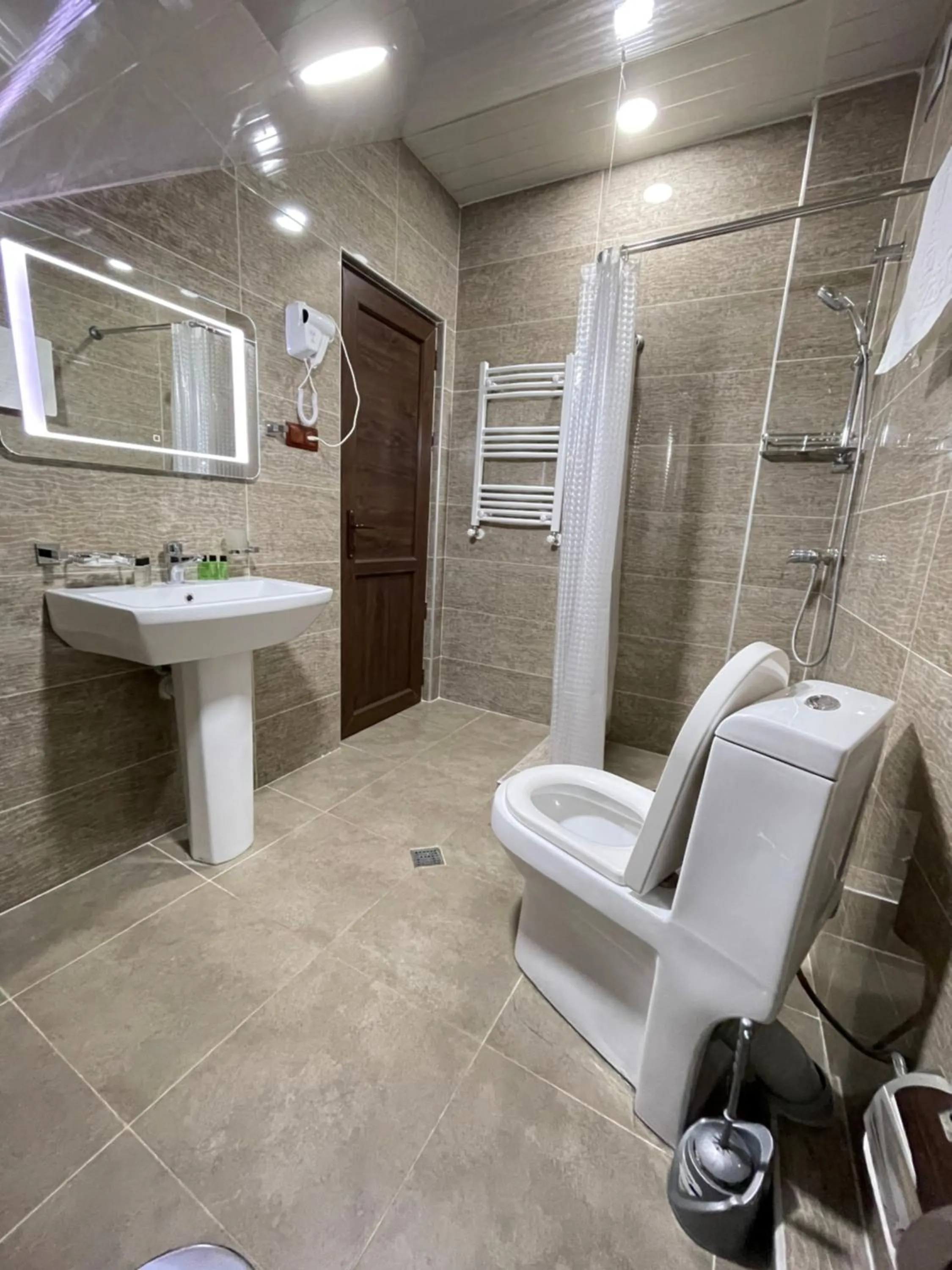 Bathroom in Hotel Elite House