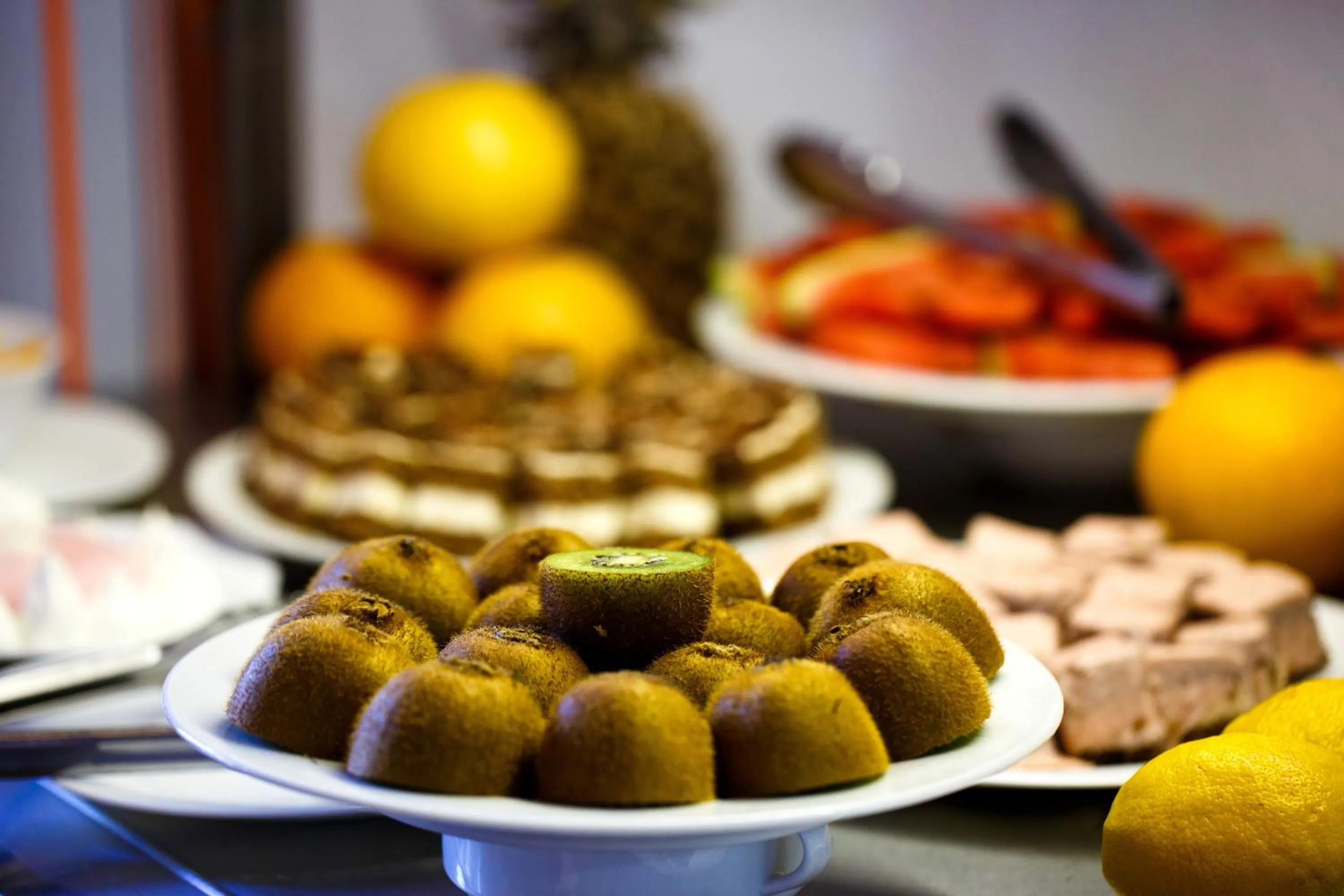 Buffet breakfast in Waterman Beach Village