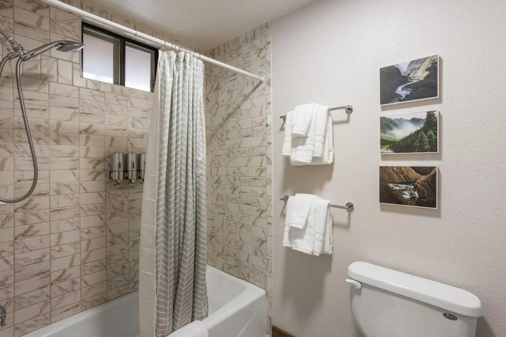 Shower in Otter's Den