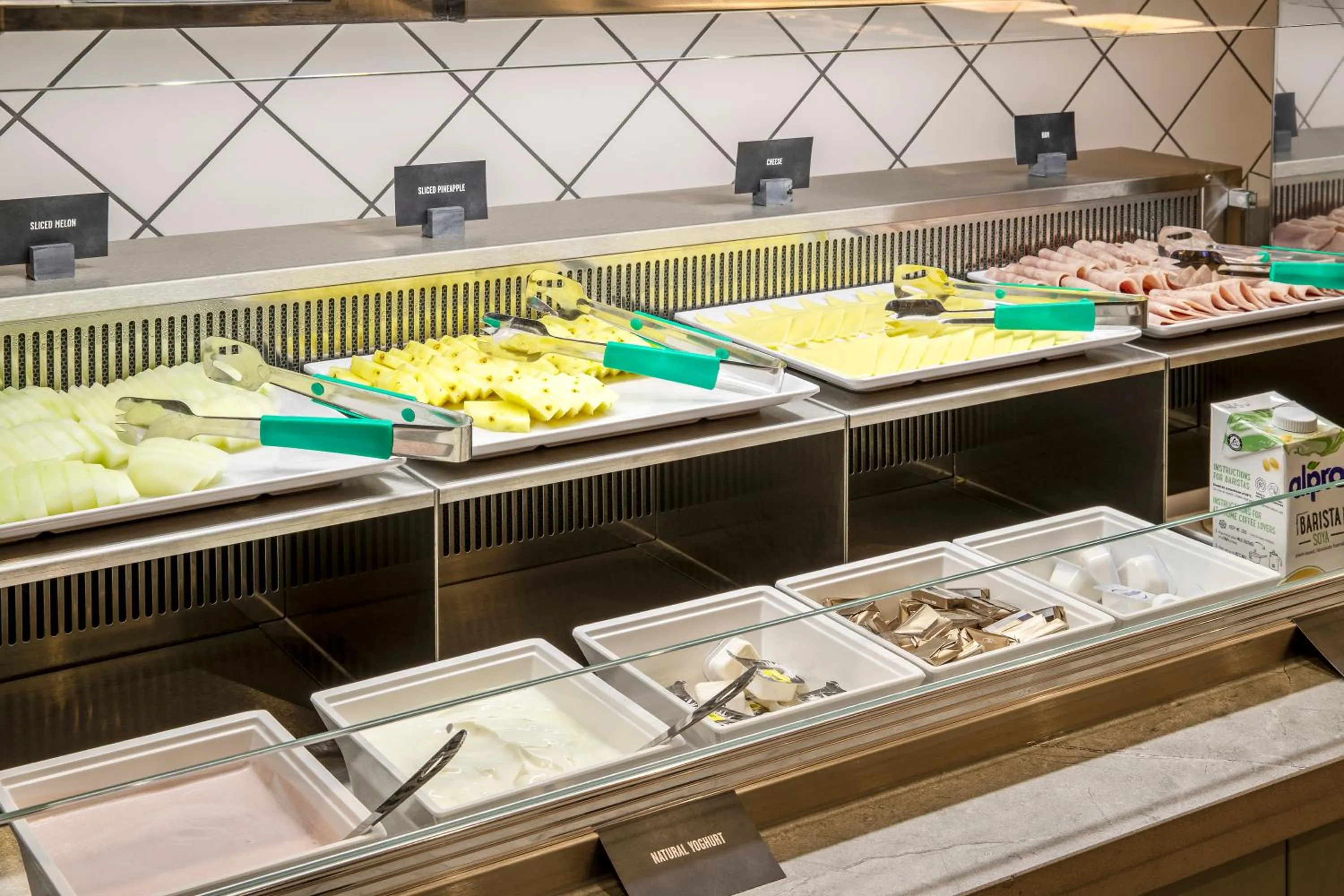 Buffet breakfast in Hampton By Hilton London City