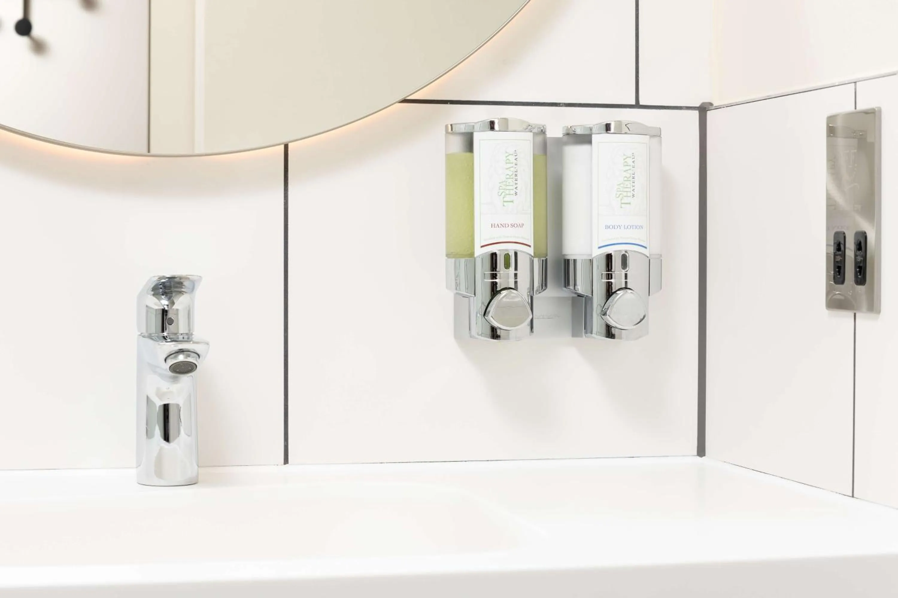 Bathroom in Hampton By Hilton London City