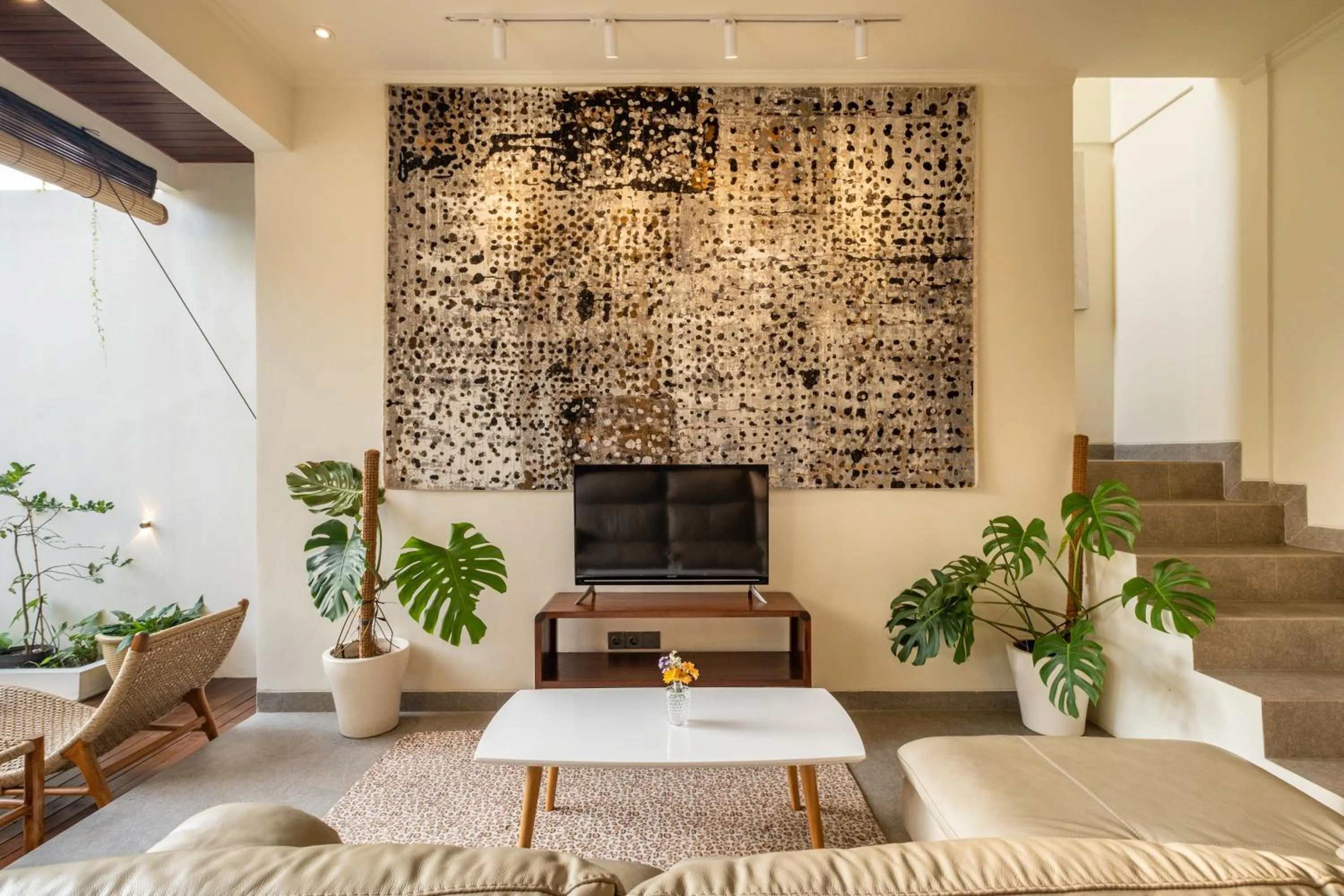 Communal lounge/ TV room in Erna Villa