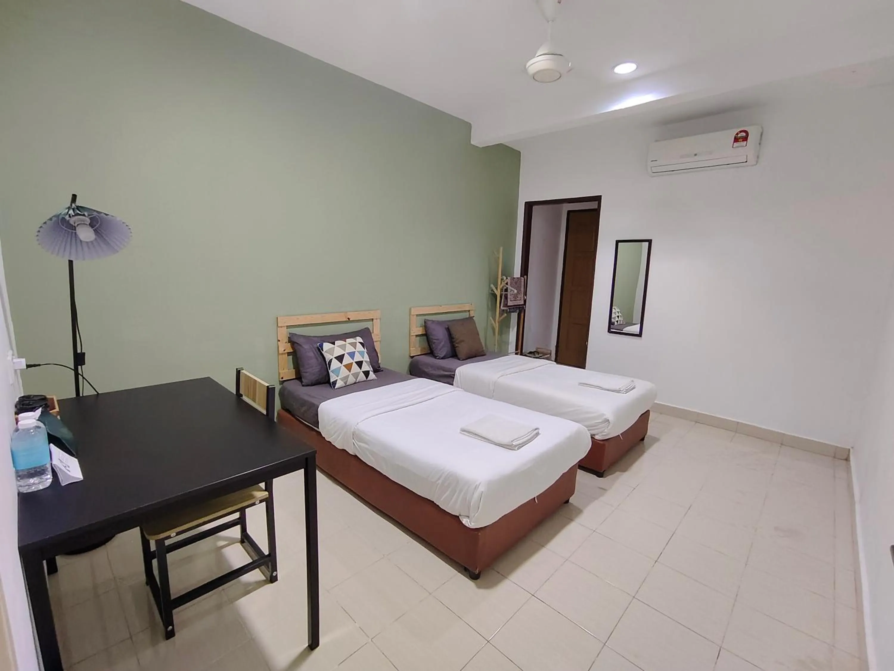 Bed in Suite Us Guesthouse Kubang Kerian