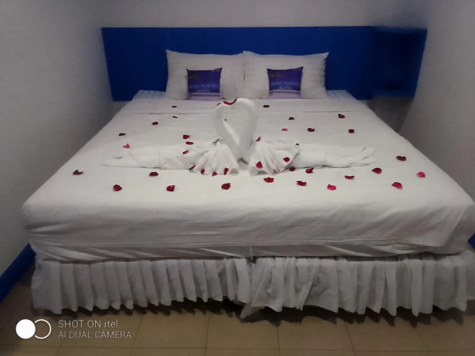 Bed in Blue Planet Hotel