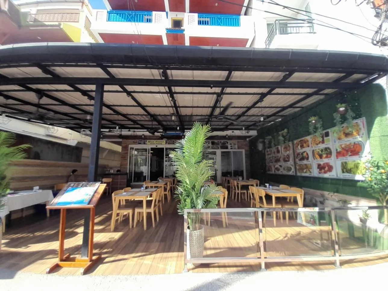 Patio in Blue Planet Hotel