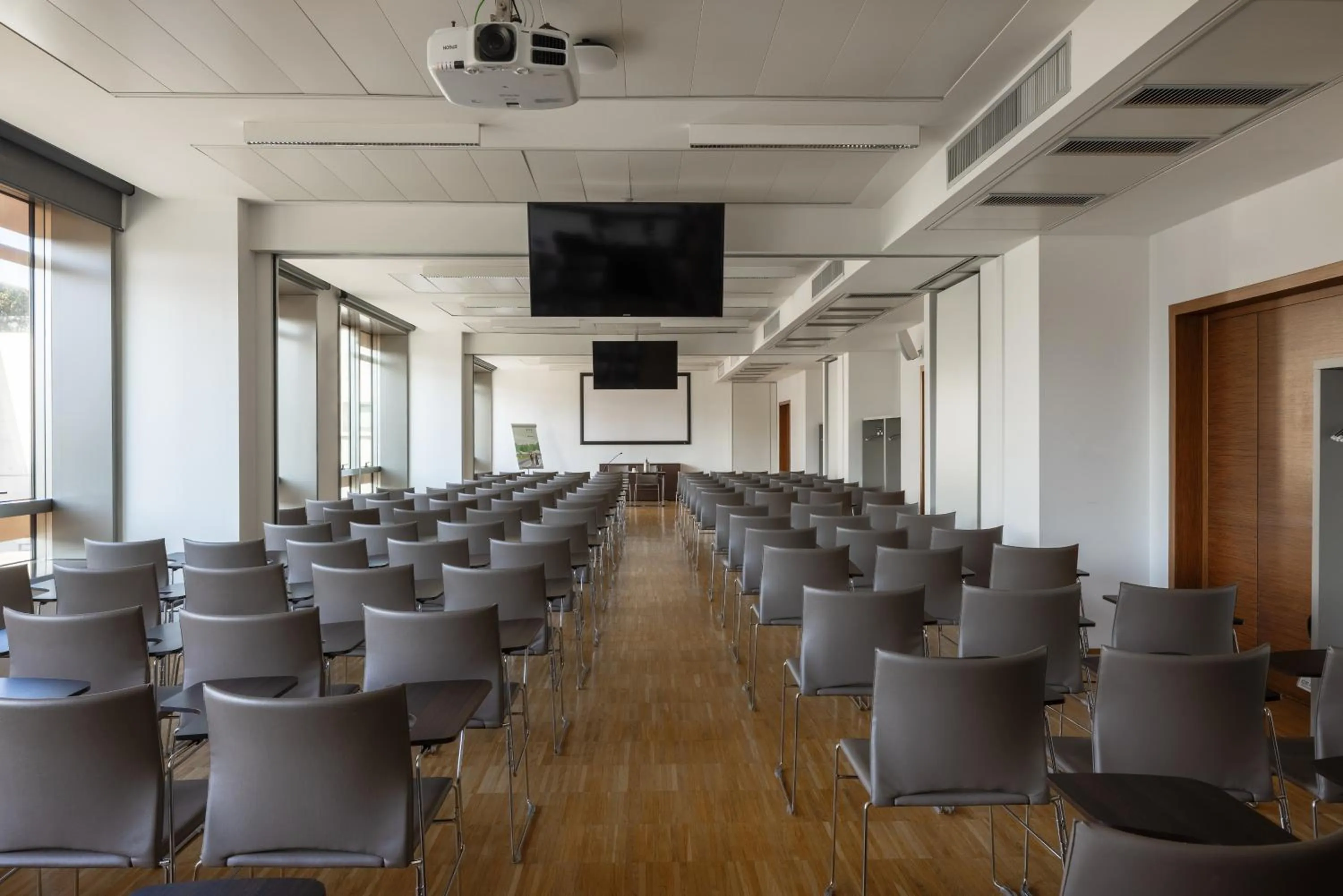 Meeting/conference room in UNA Hotels San Vitale Bologna