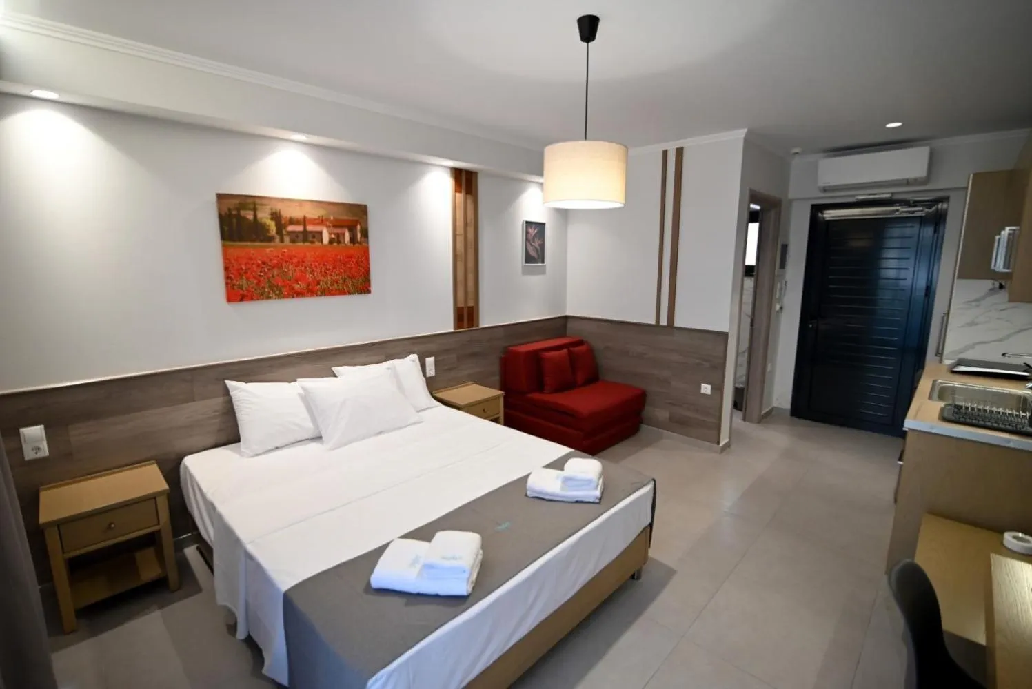 Bed in SKYLINE Fine Living