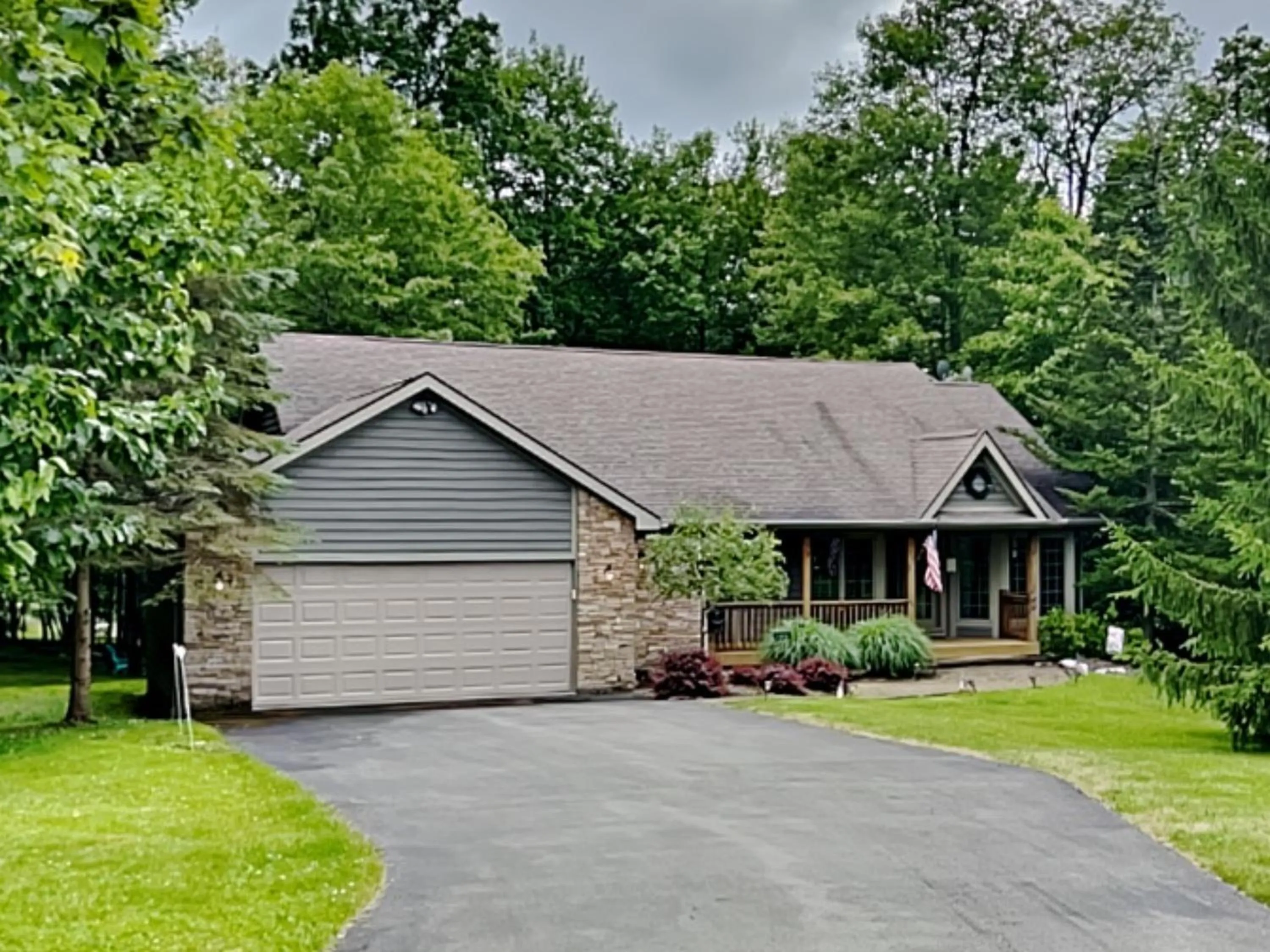 Property building in Butterfly Retreat