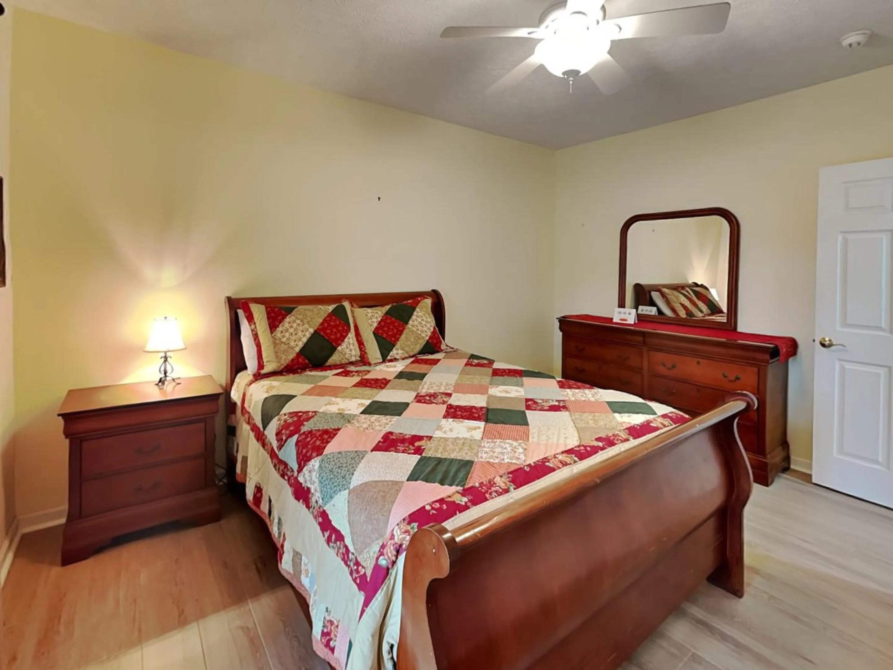 Bed in Butterfly Retreat