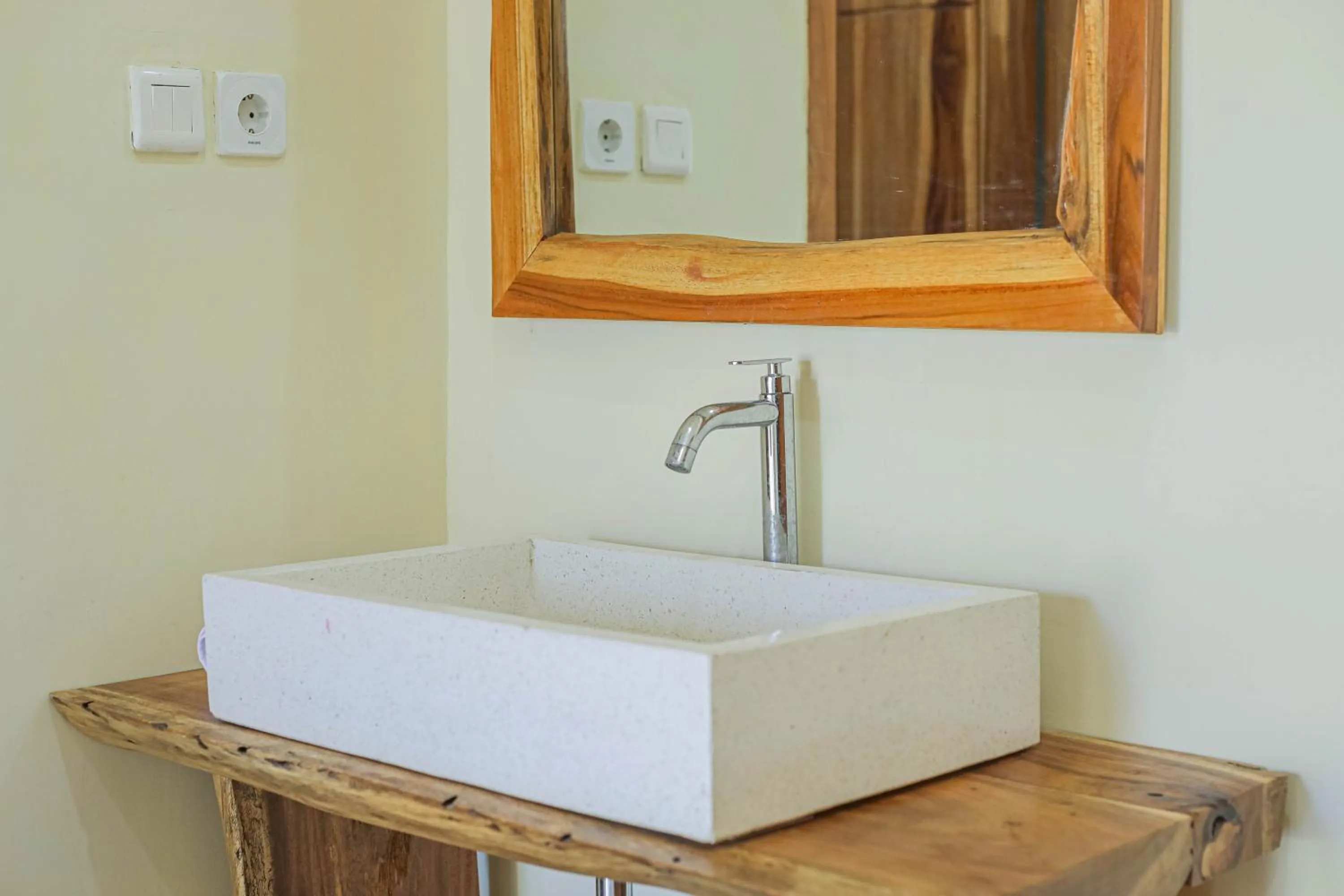 Property building in Sandz House