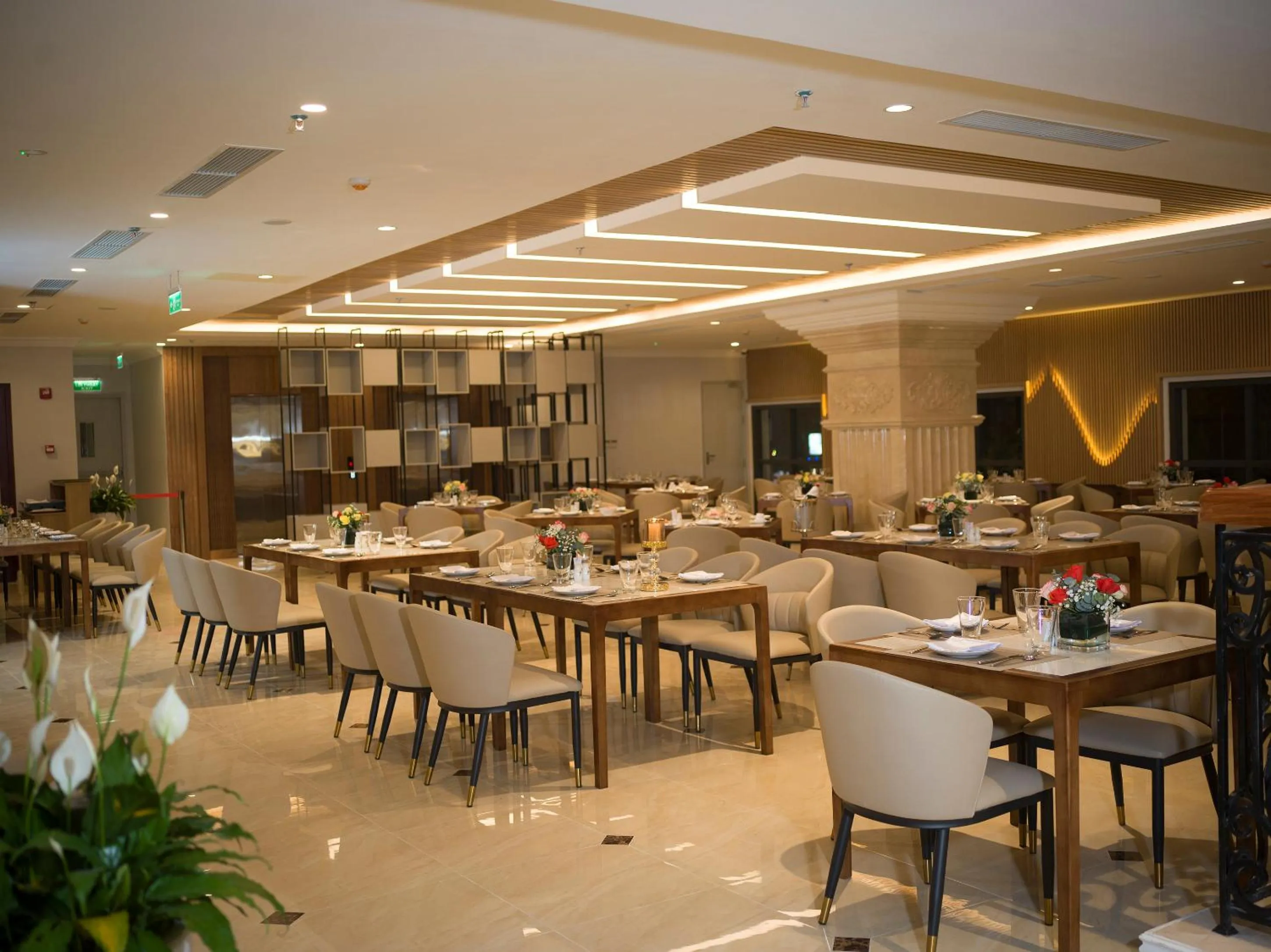 Restaurant/places to eat in MerPerle Dalat Hotel