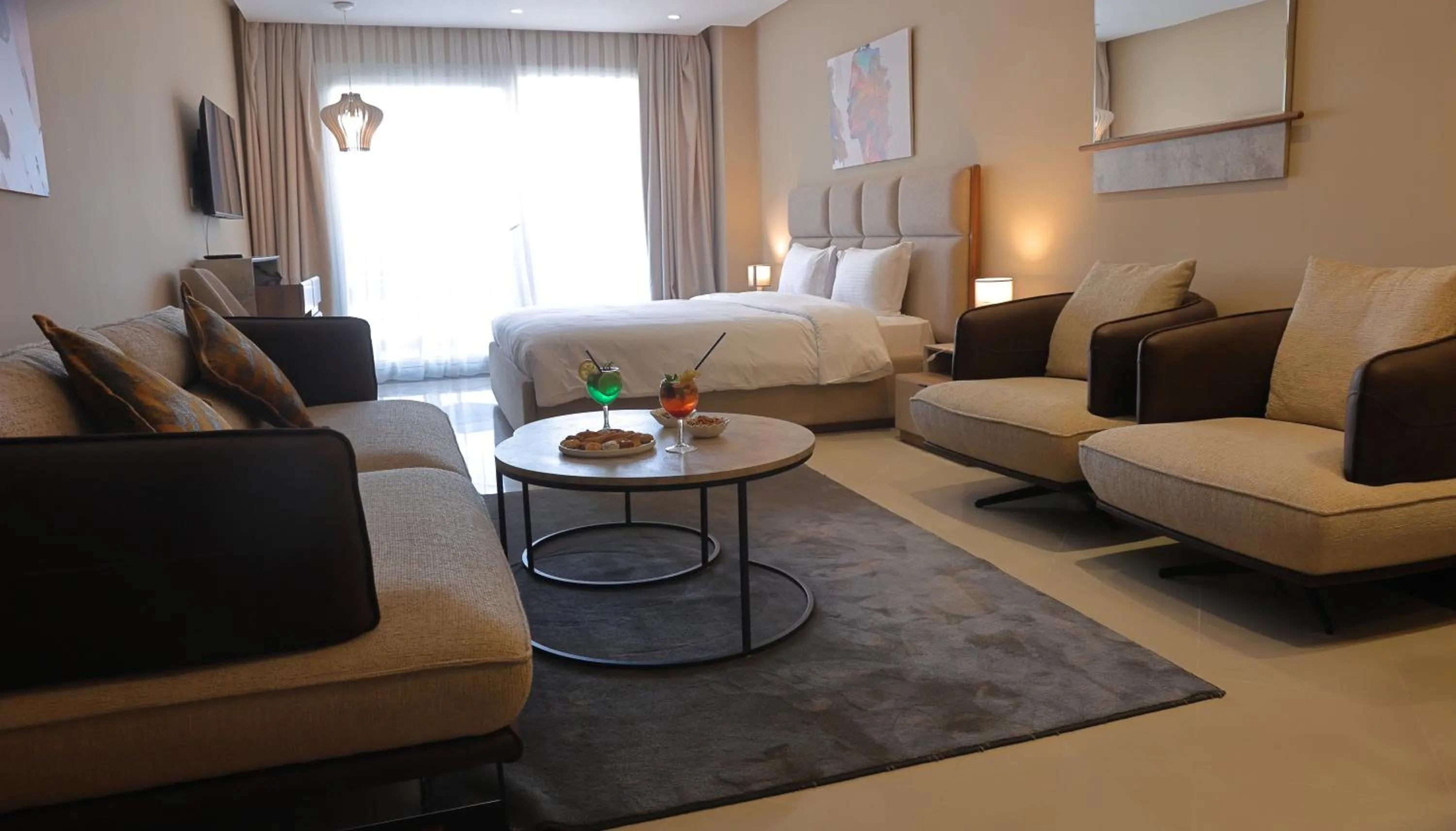 Living room in PLAYA DEL PACHA Suites Hotel