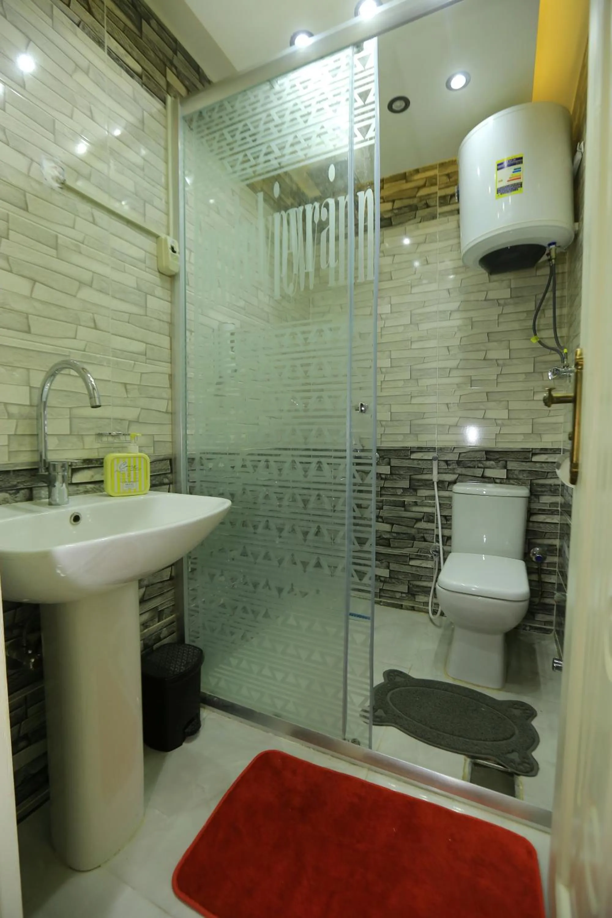 fabulous View pyramids inn