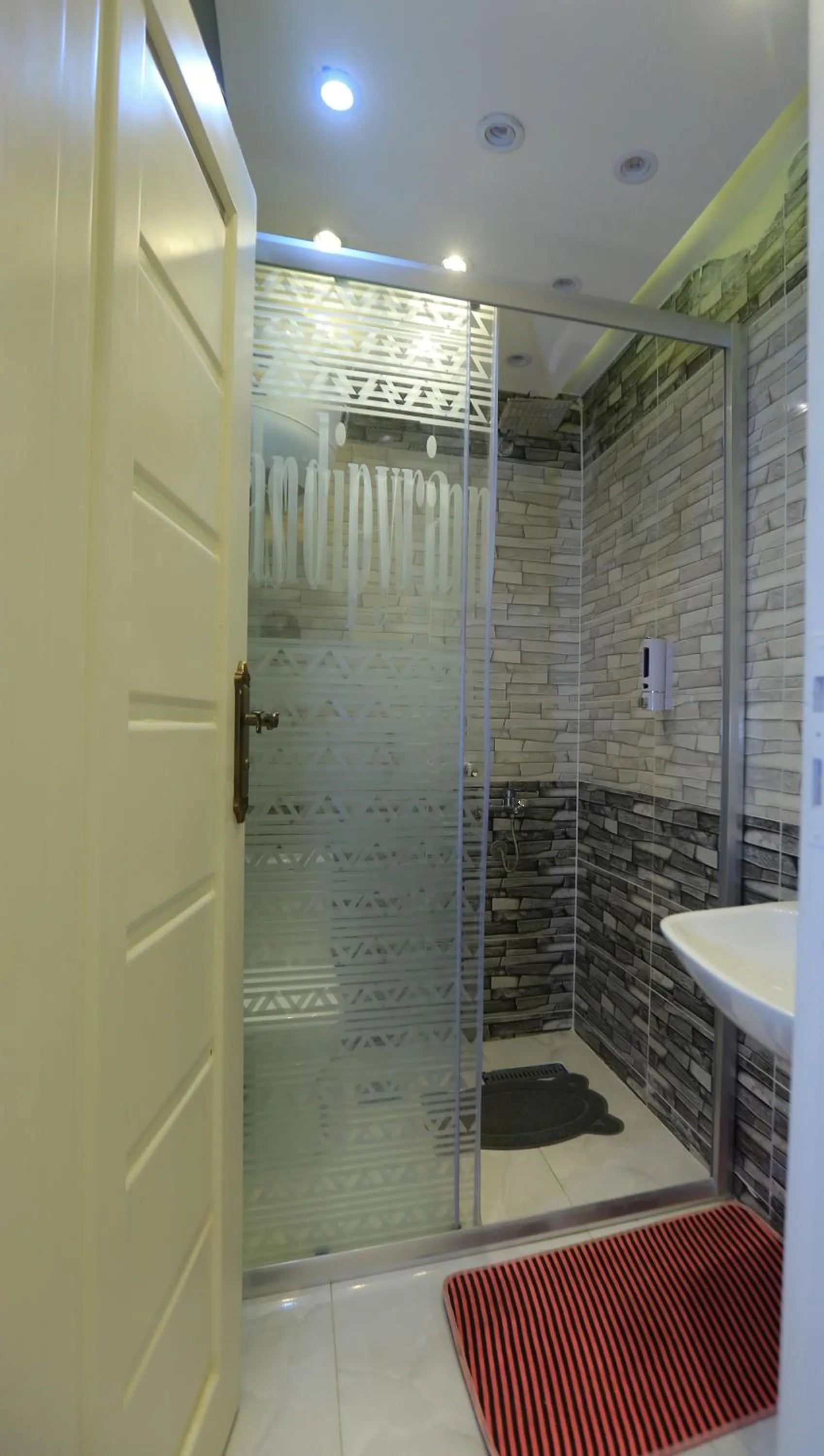 fabulous View pyramids inn