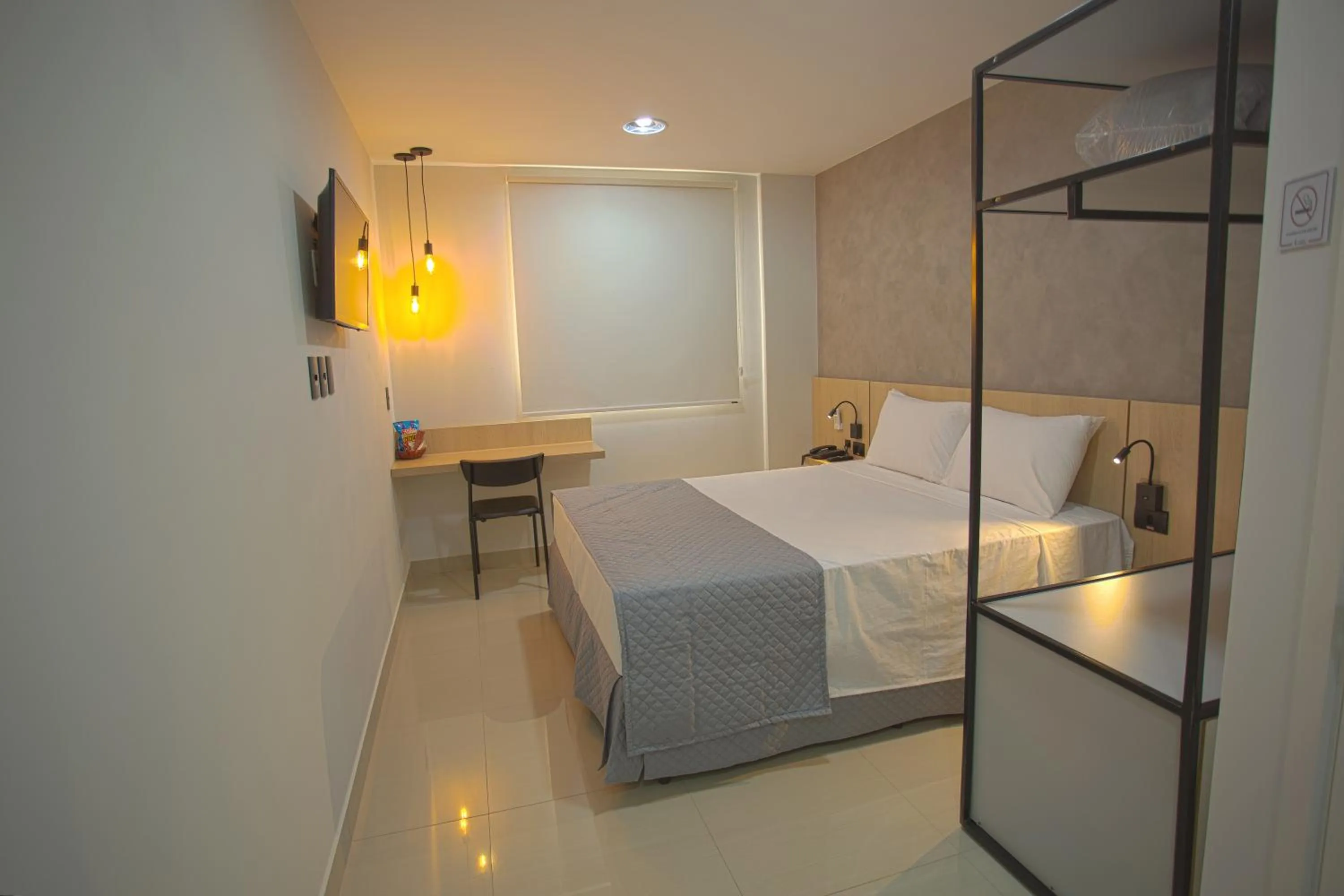 Bed in GoldMen Express Cianorte