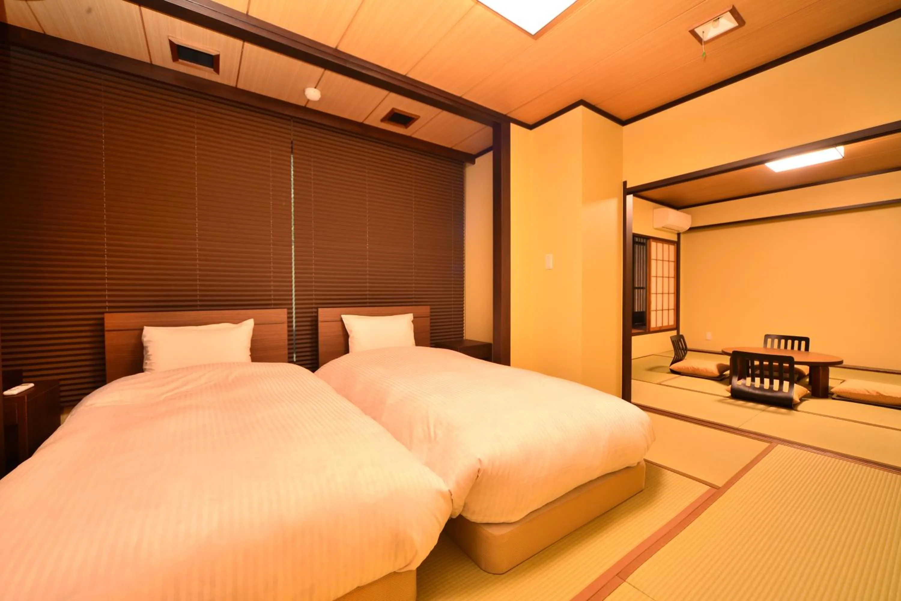 Bed in Hatago Kintoen