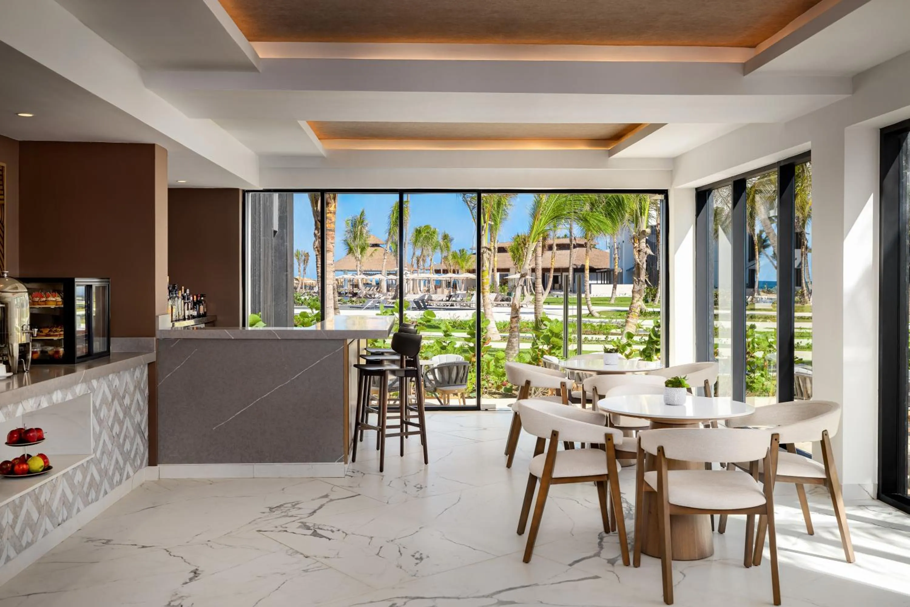 Lounge or bar in Secrets Tides Punta Cana - All Inclusive