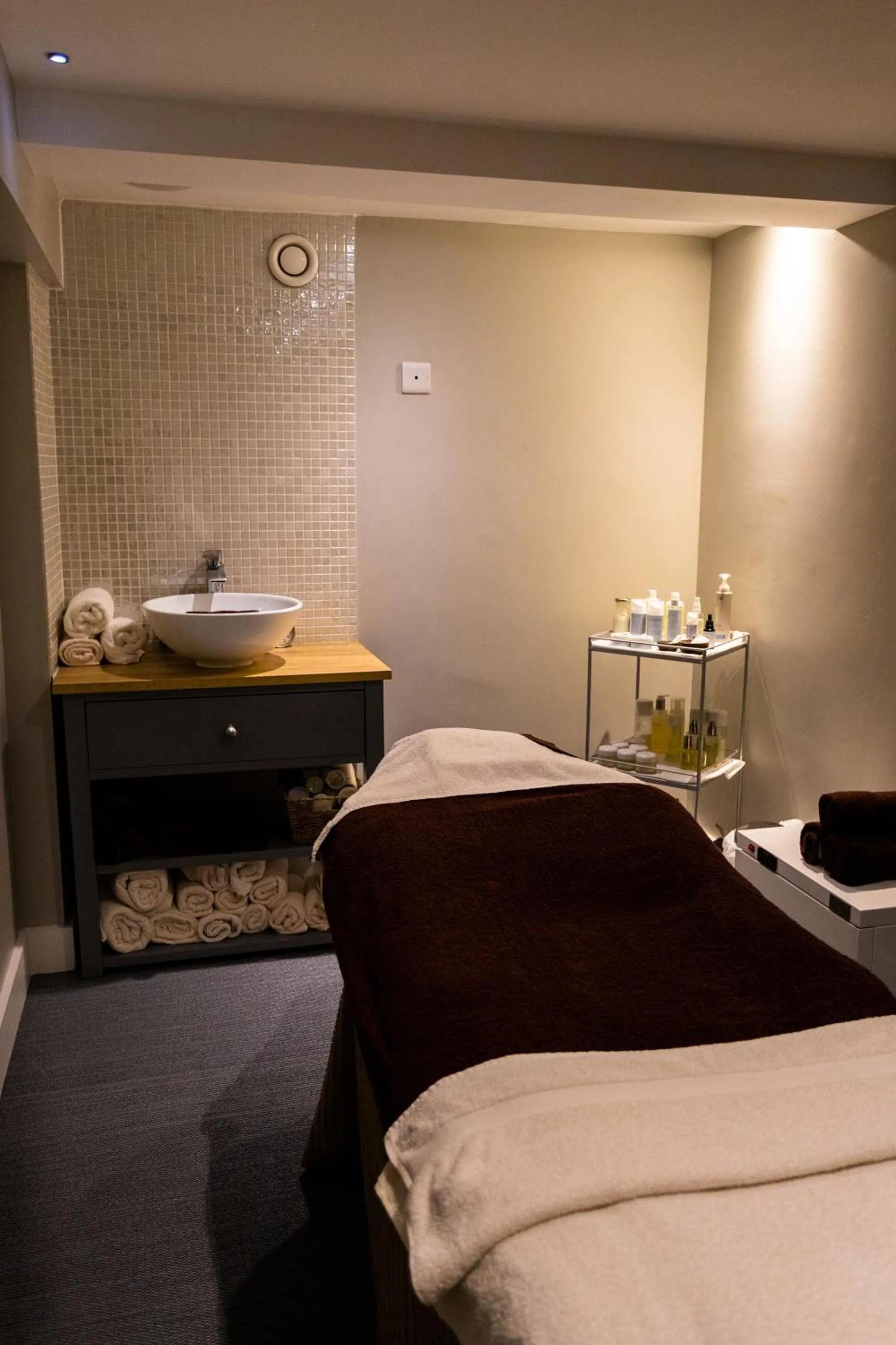 Bed in Harbour Hotel & Spa Christchurch