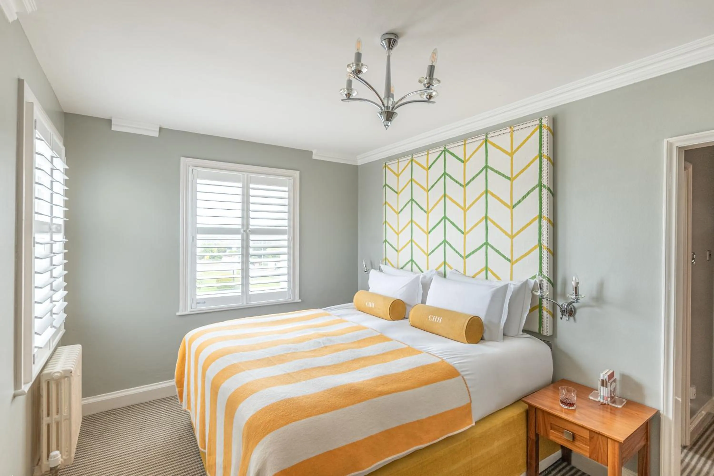 Bed in Harbour Hotel & Spa Christchurch