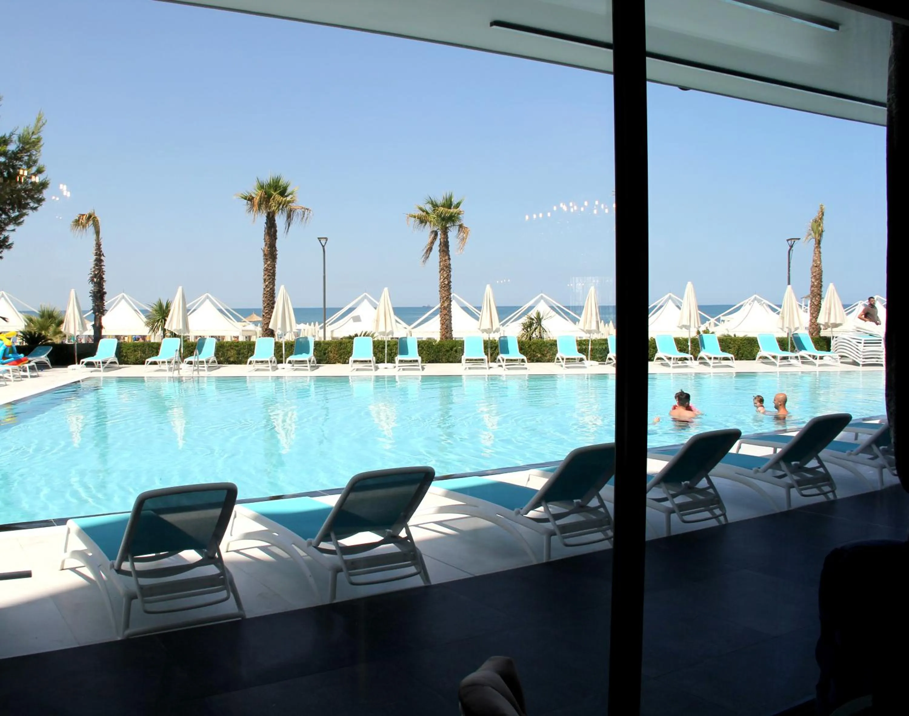 Swimming pool in Luxury Premium Finese