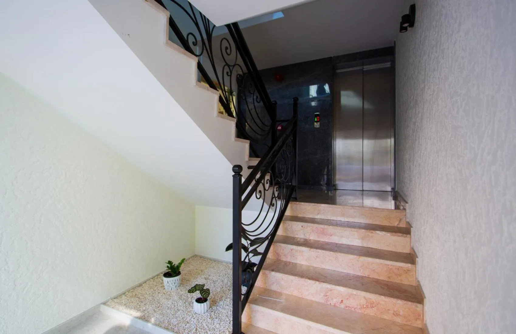 Area and facilities in Memory