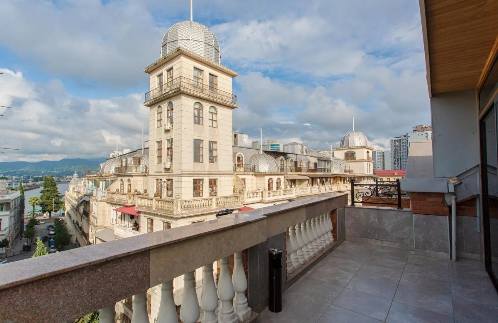 Balcony/Terrace in Memory