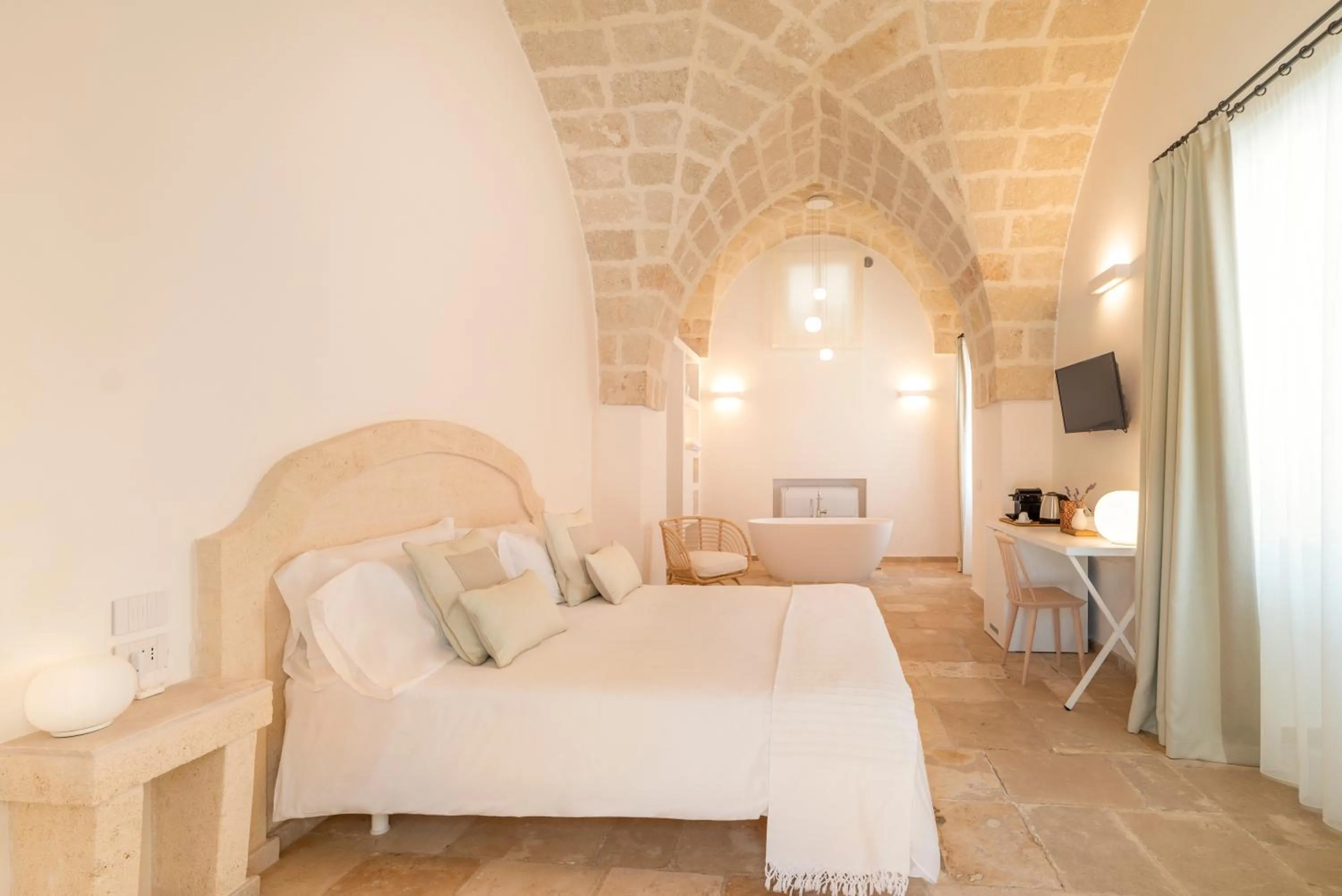 Bed in Masseria San Nicola Savelletri - B&B